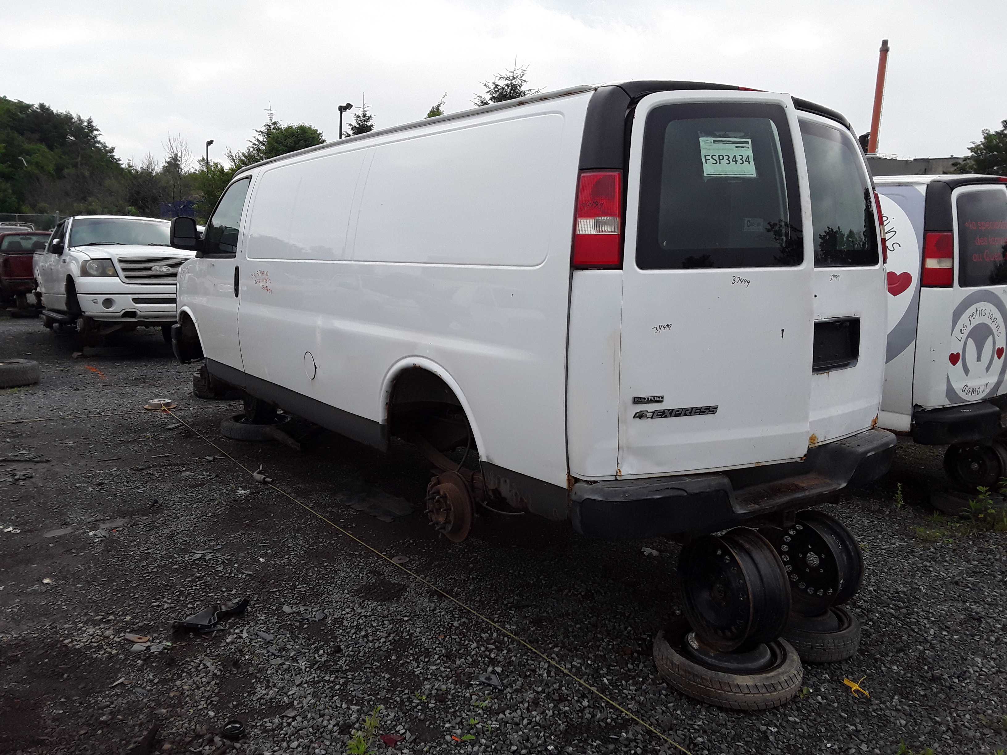 CHEVROLET EXPRESS VAN 2010