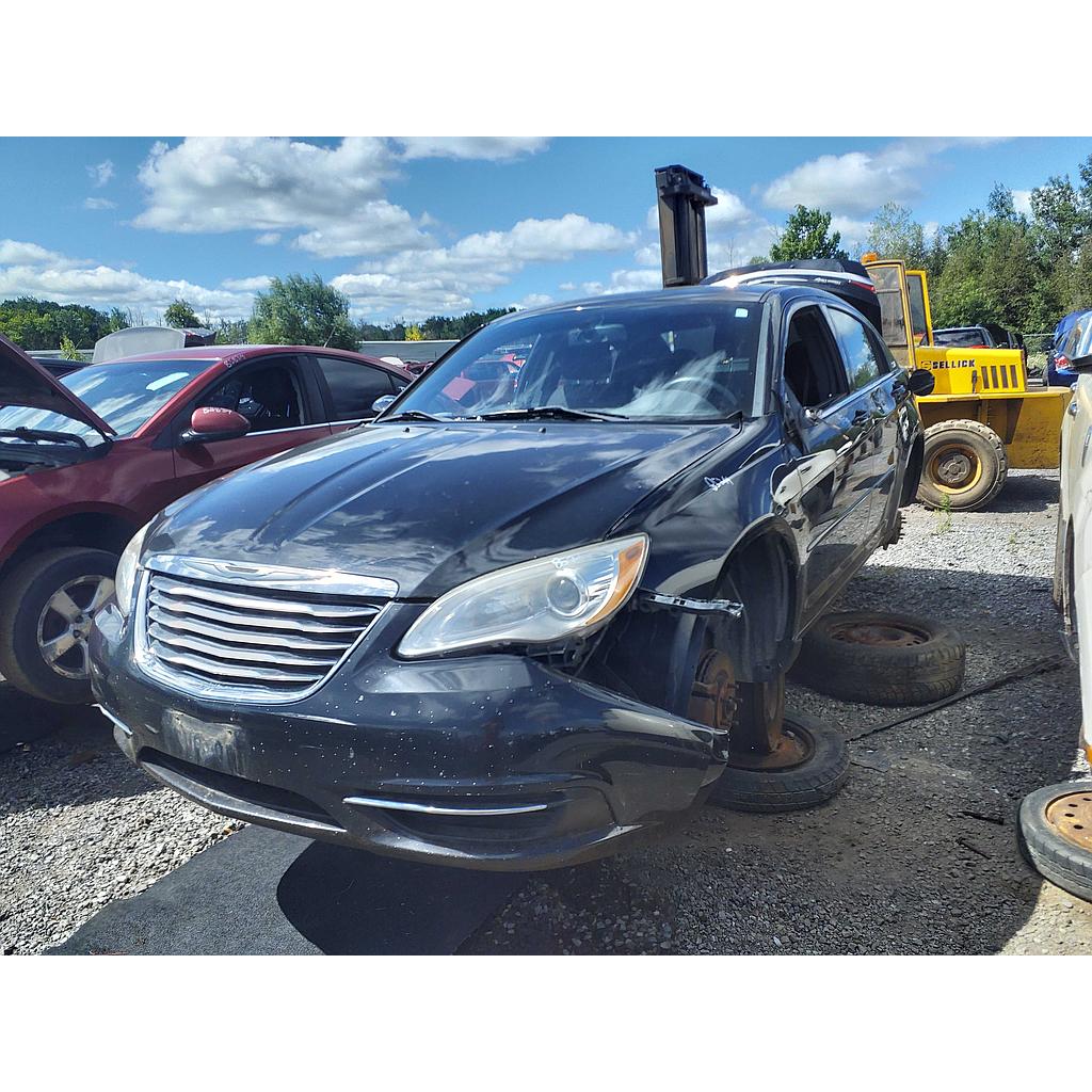 CHRYSLER 200 2012