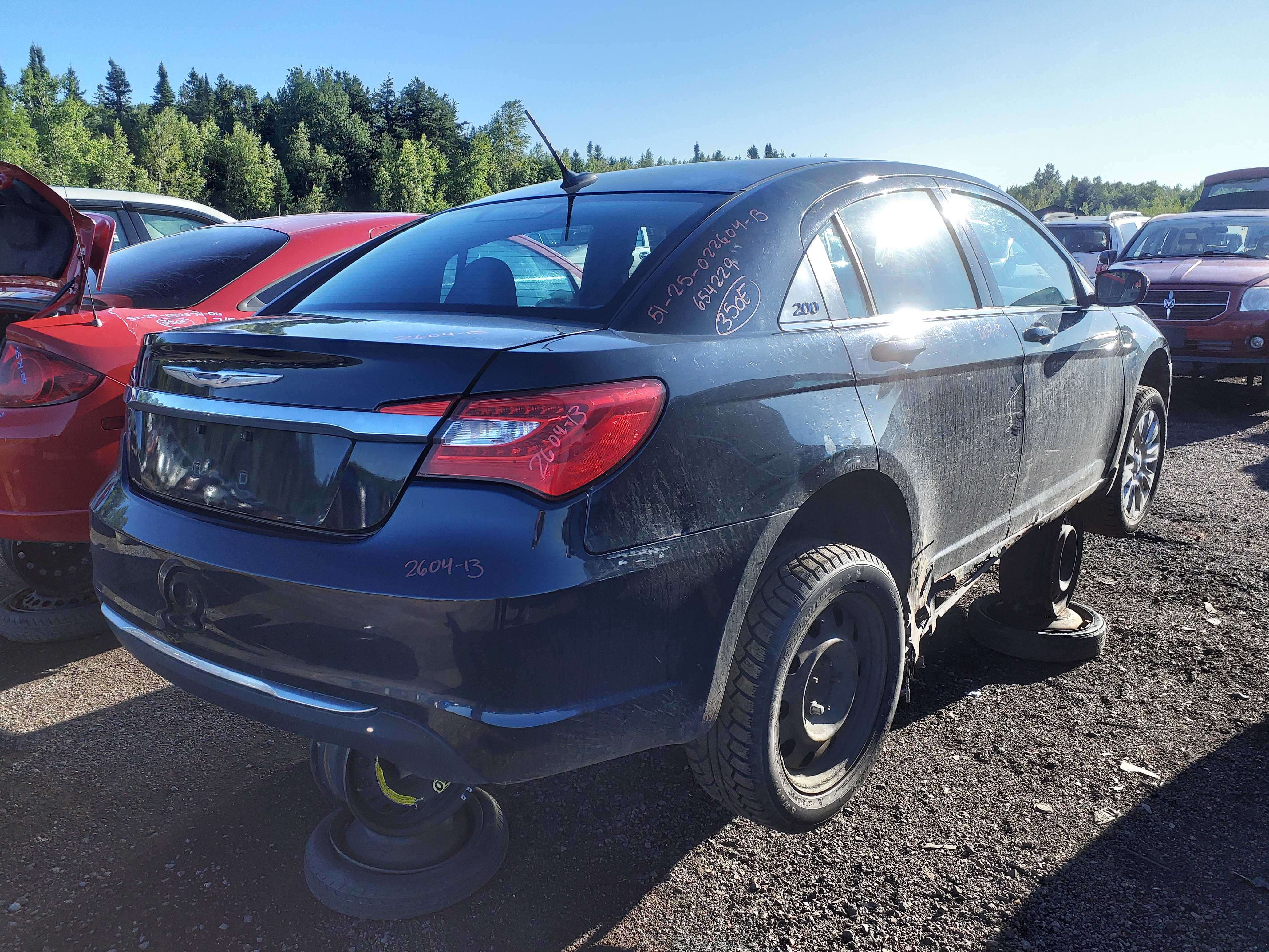 CHRYSLER 200 2013
