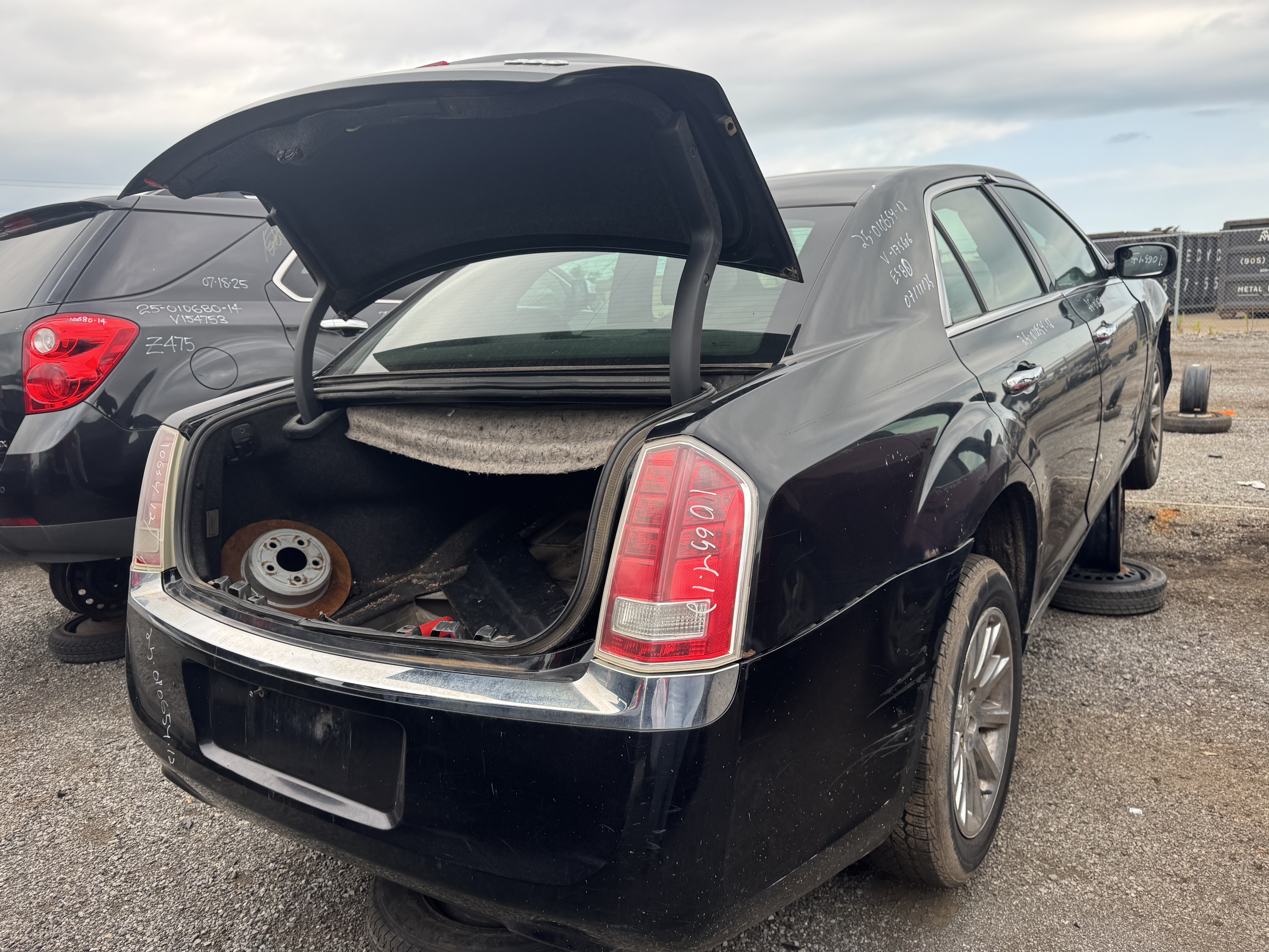CHRYSLER 300 2012