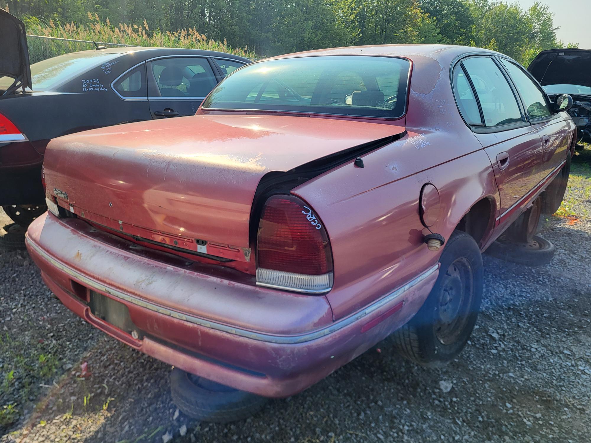 CHRYSLER NEW YORKER 1994