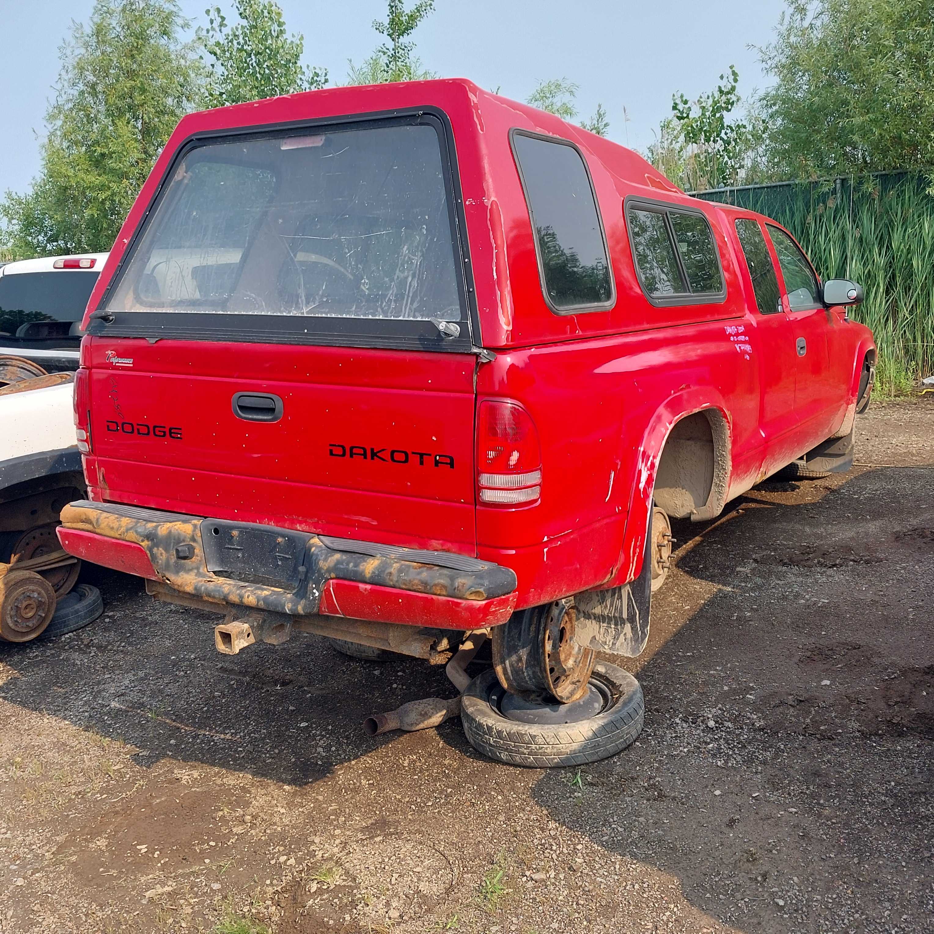 DODGE DAKOTA 2004