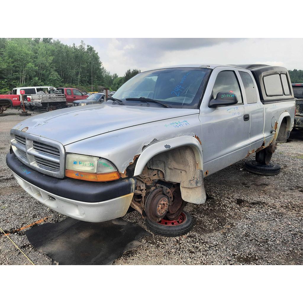 DODGE DAKOTA 2004