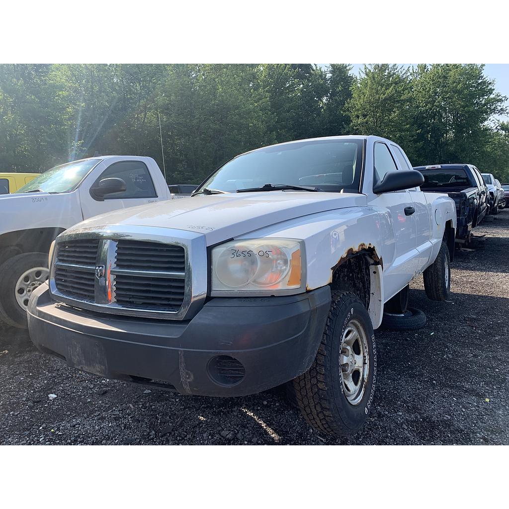 DODGE DAKOTA 2005