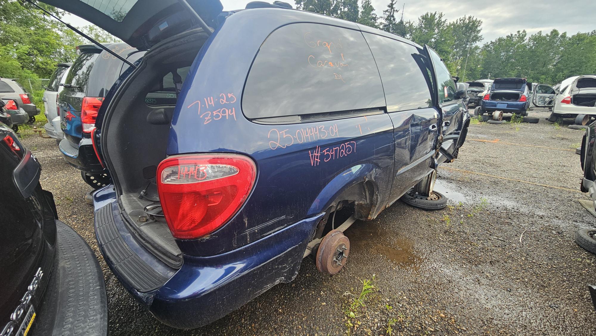 DODGE GRAND CARAVAN 2004