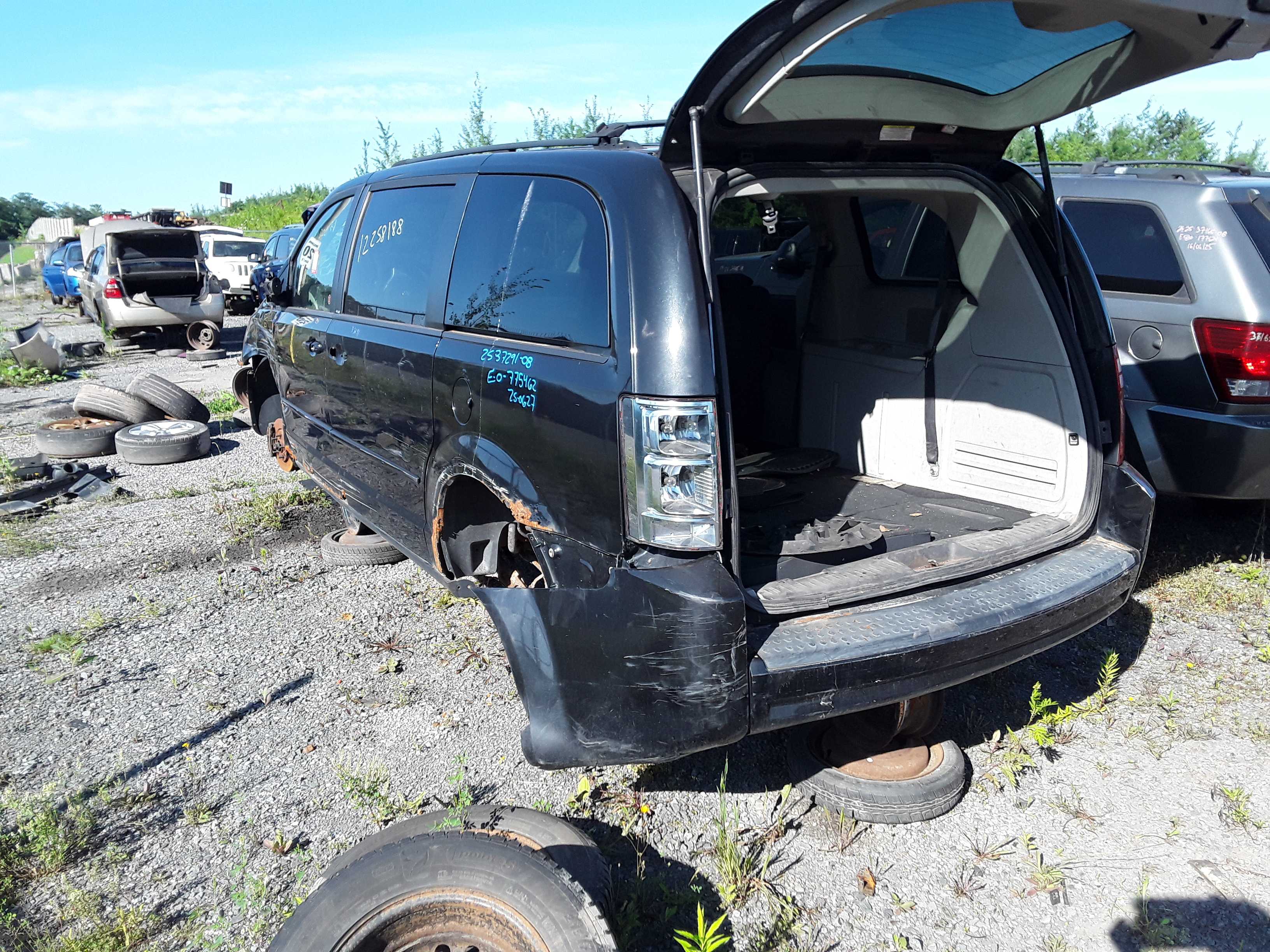 DODGE GRAND CARAVAN 2008