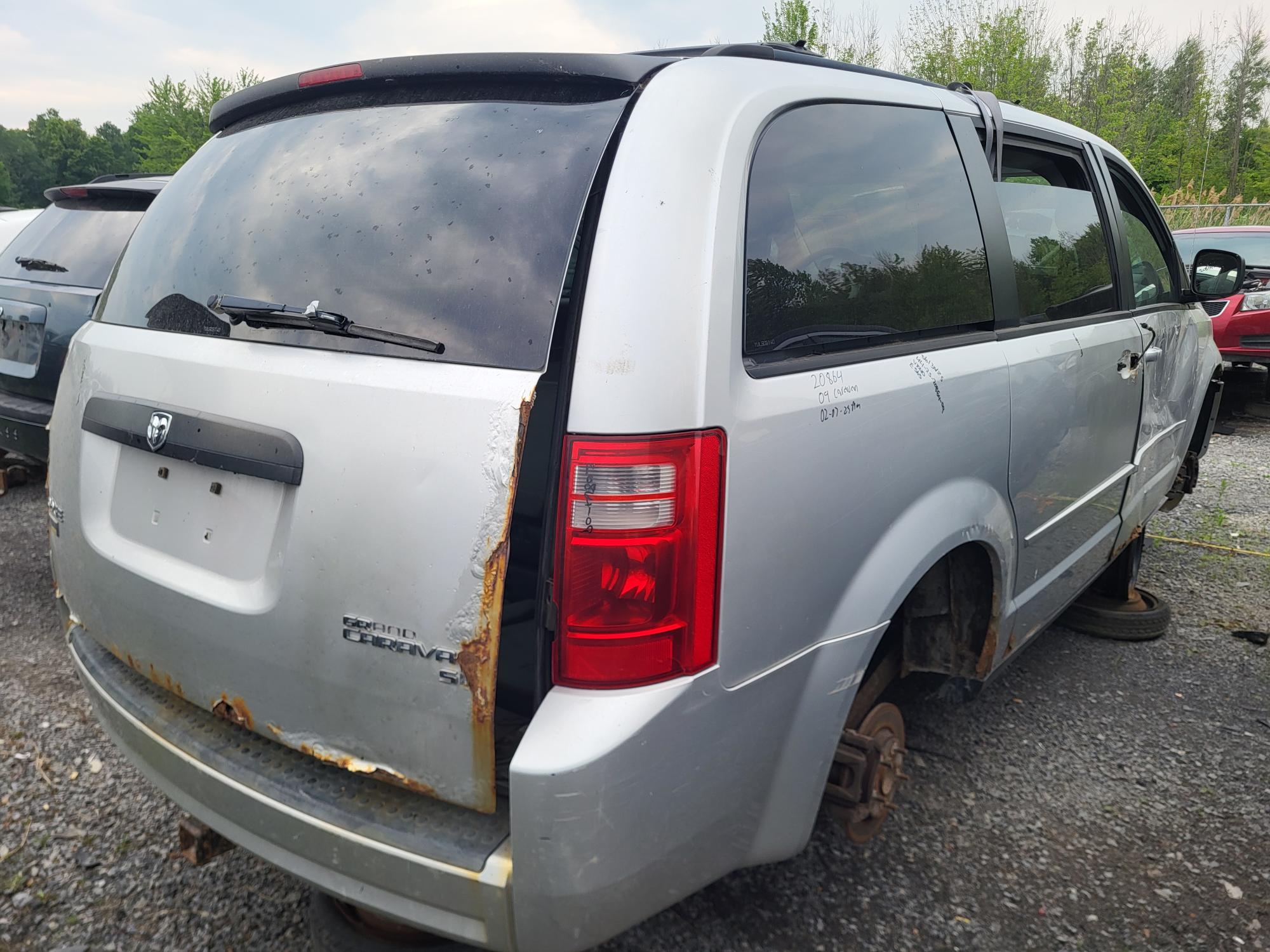 DODGE GRAND CARAVAN 2009