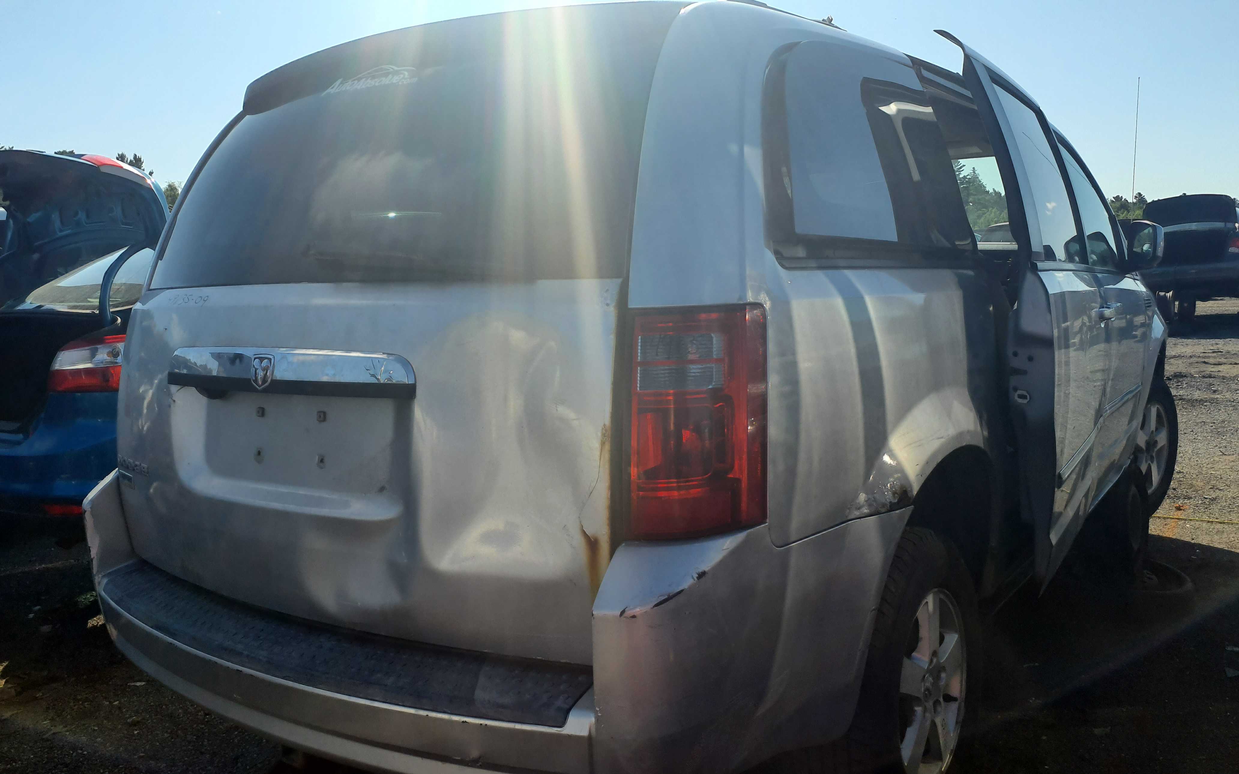 DODGE GRAND CARAVAN 2009