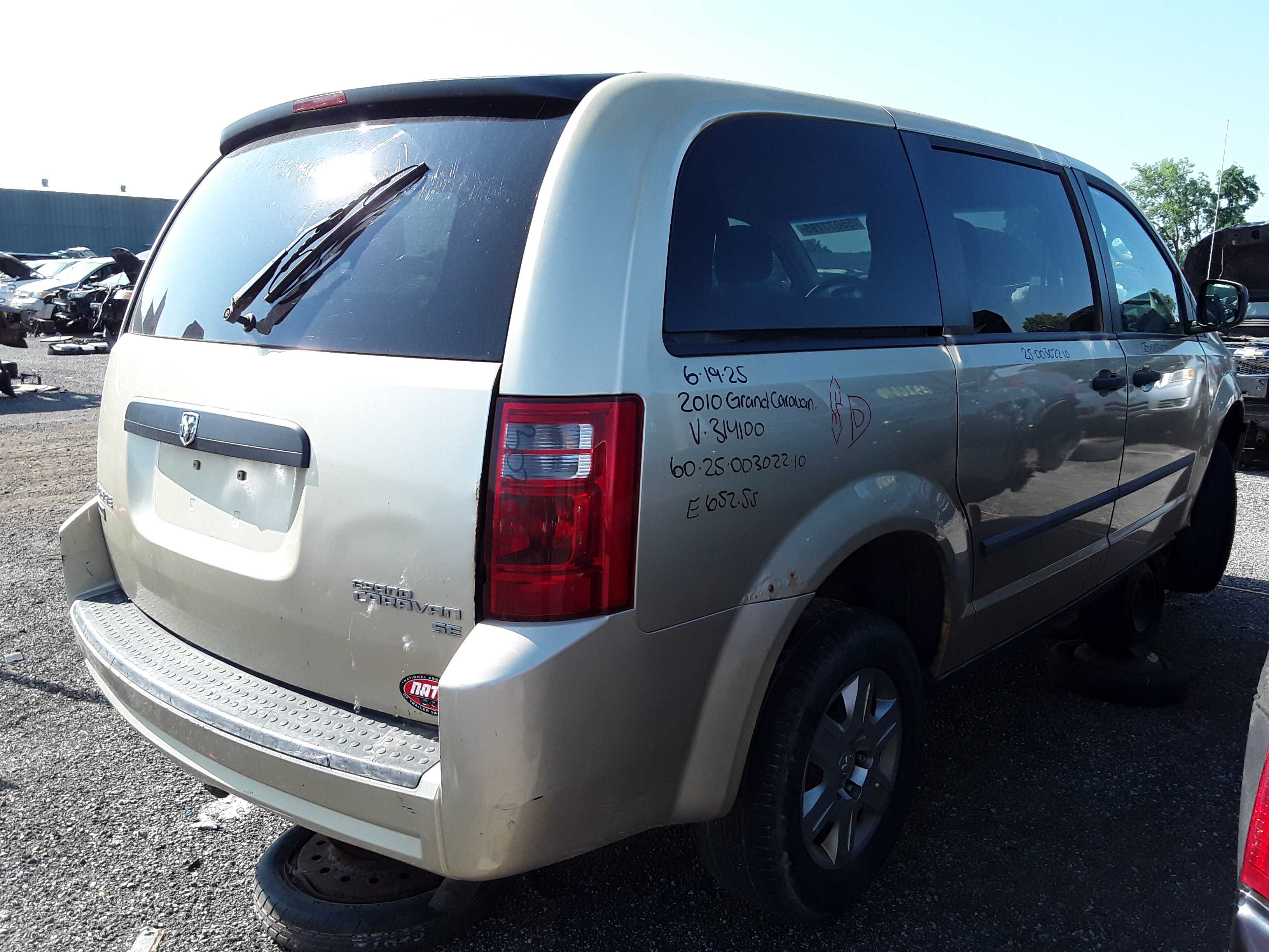 DODGE GRAND CARAVAN 2010