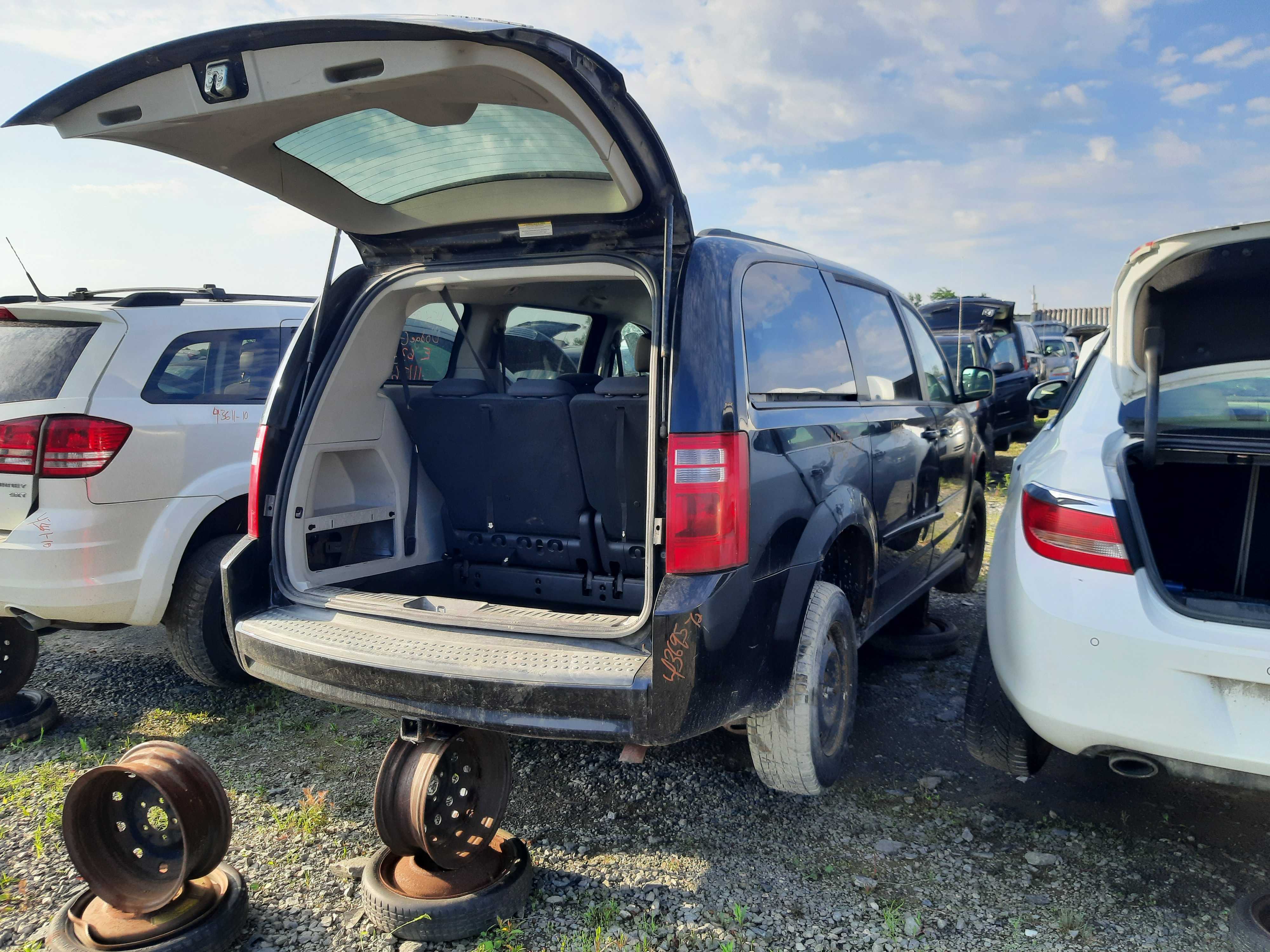 DODGE GRAND CARAVAN 2010