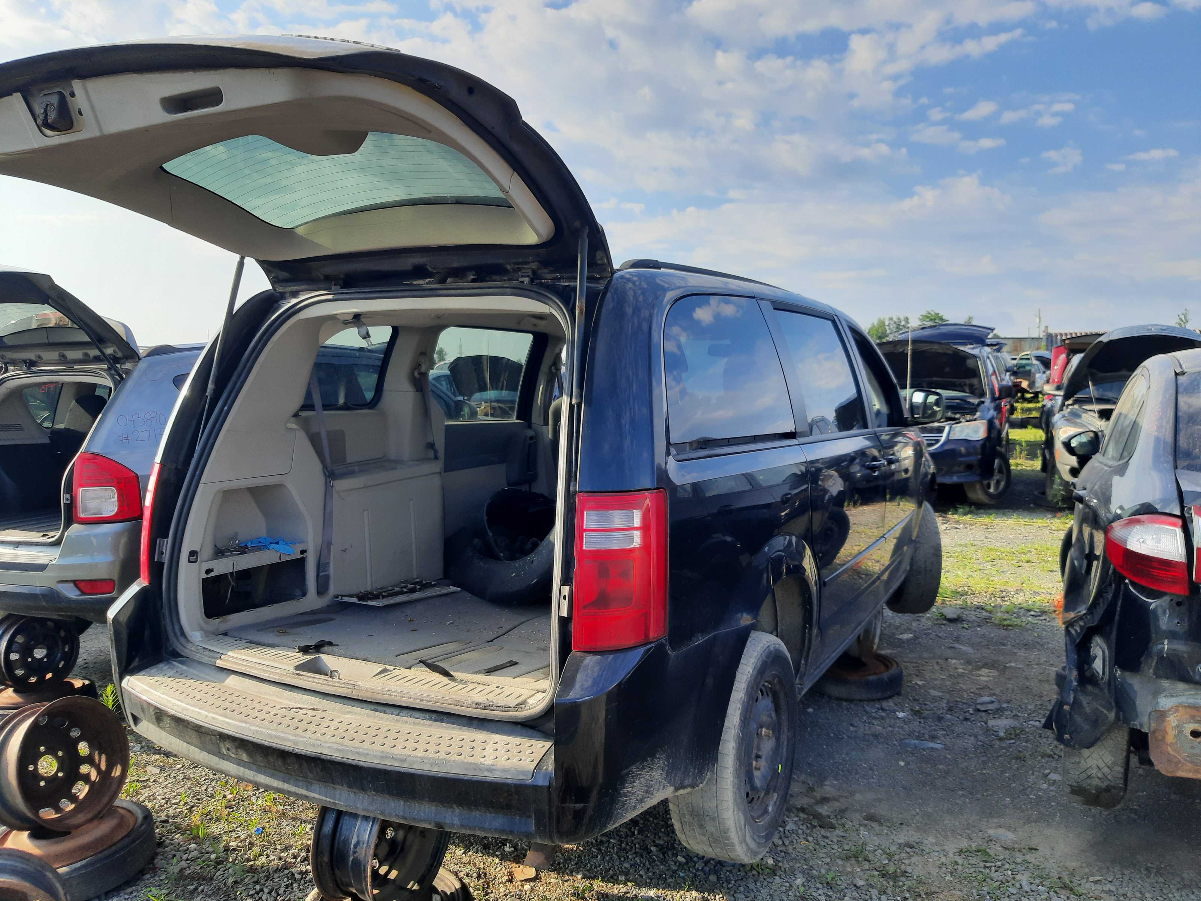 DODGE GRAND CARAVAN 2010