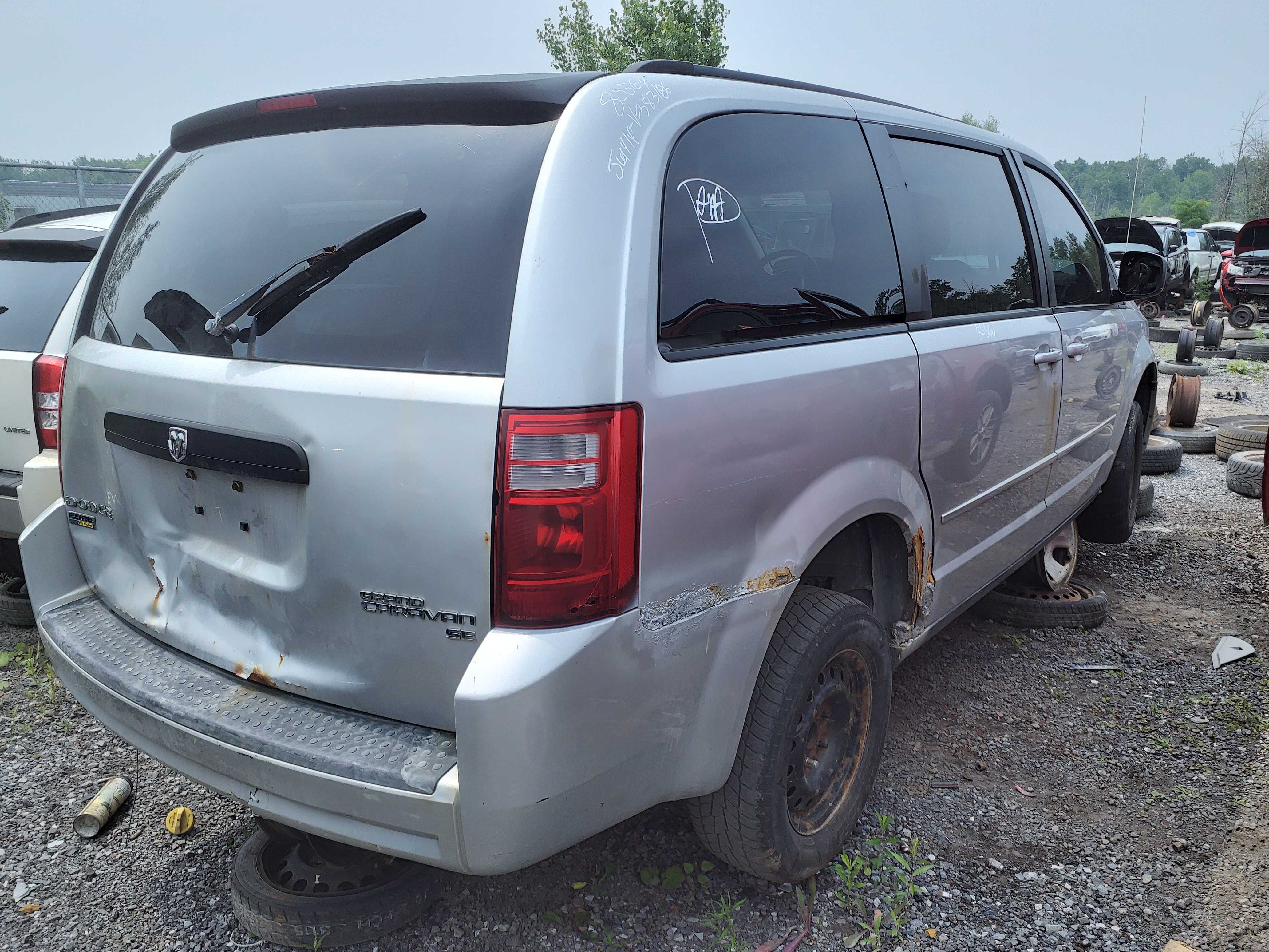 DODGE GRAND CARAVAN 2010