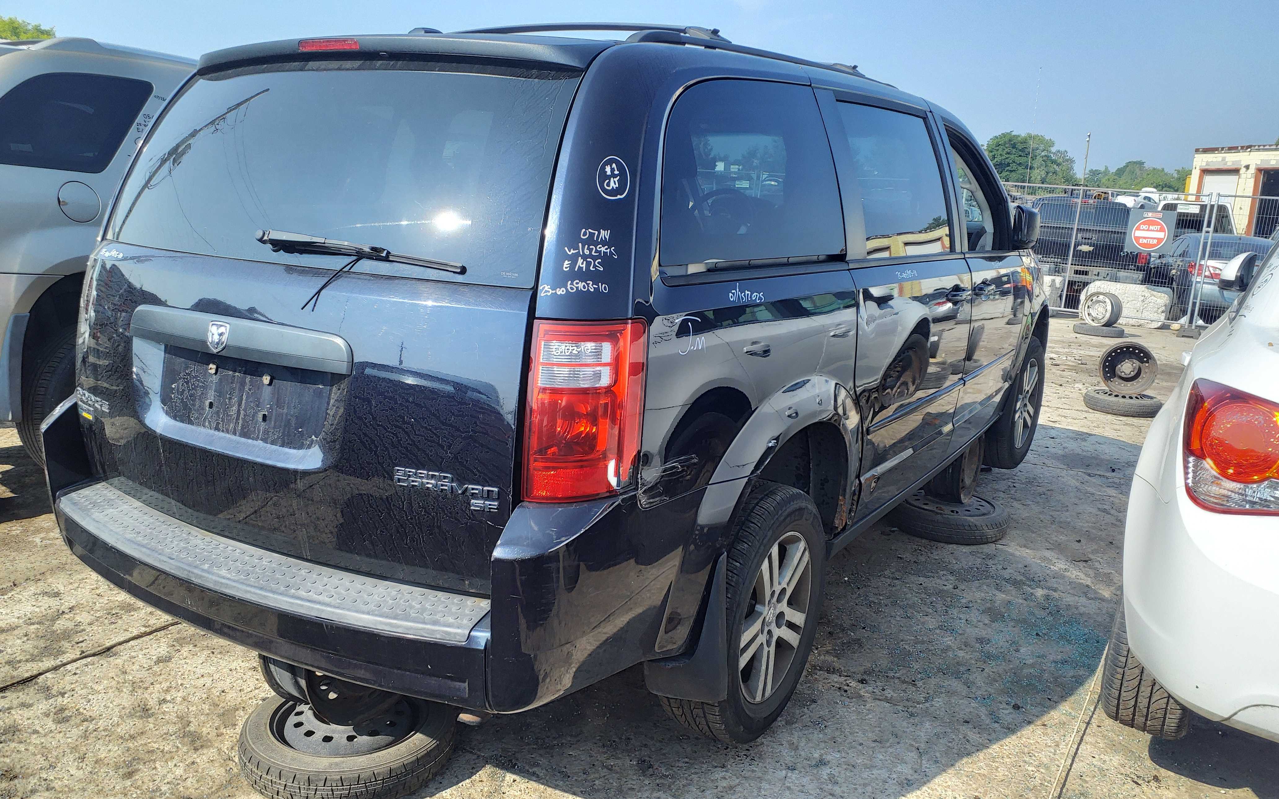 DODGE GRAND CARAVAN 2010