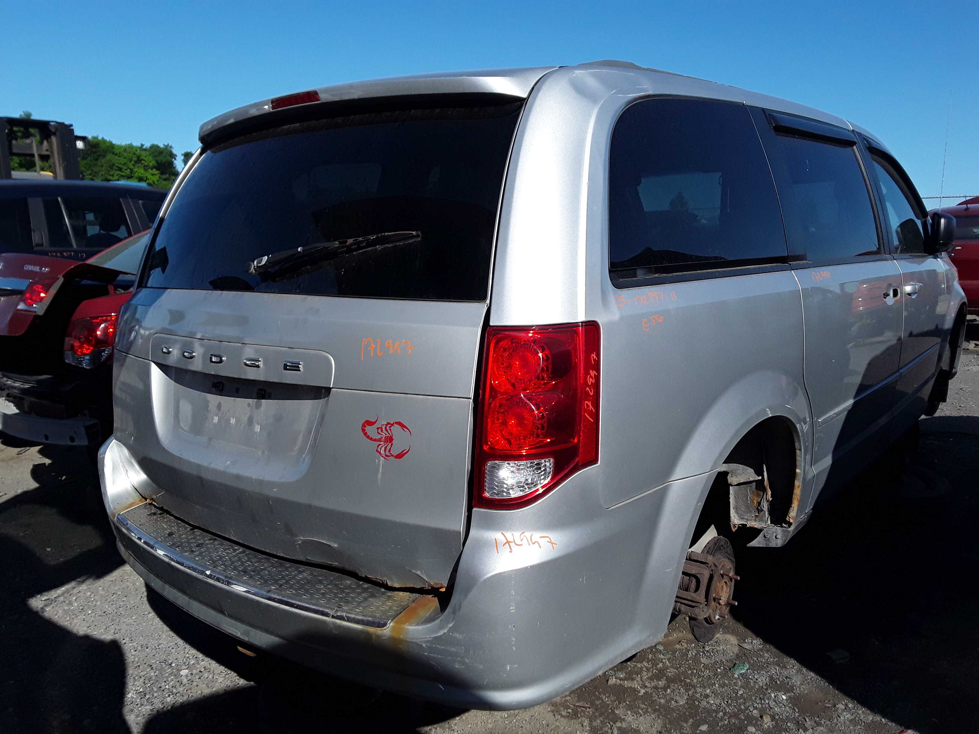 DODGE GRAND CARAVAN 2011