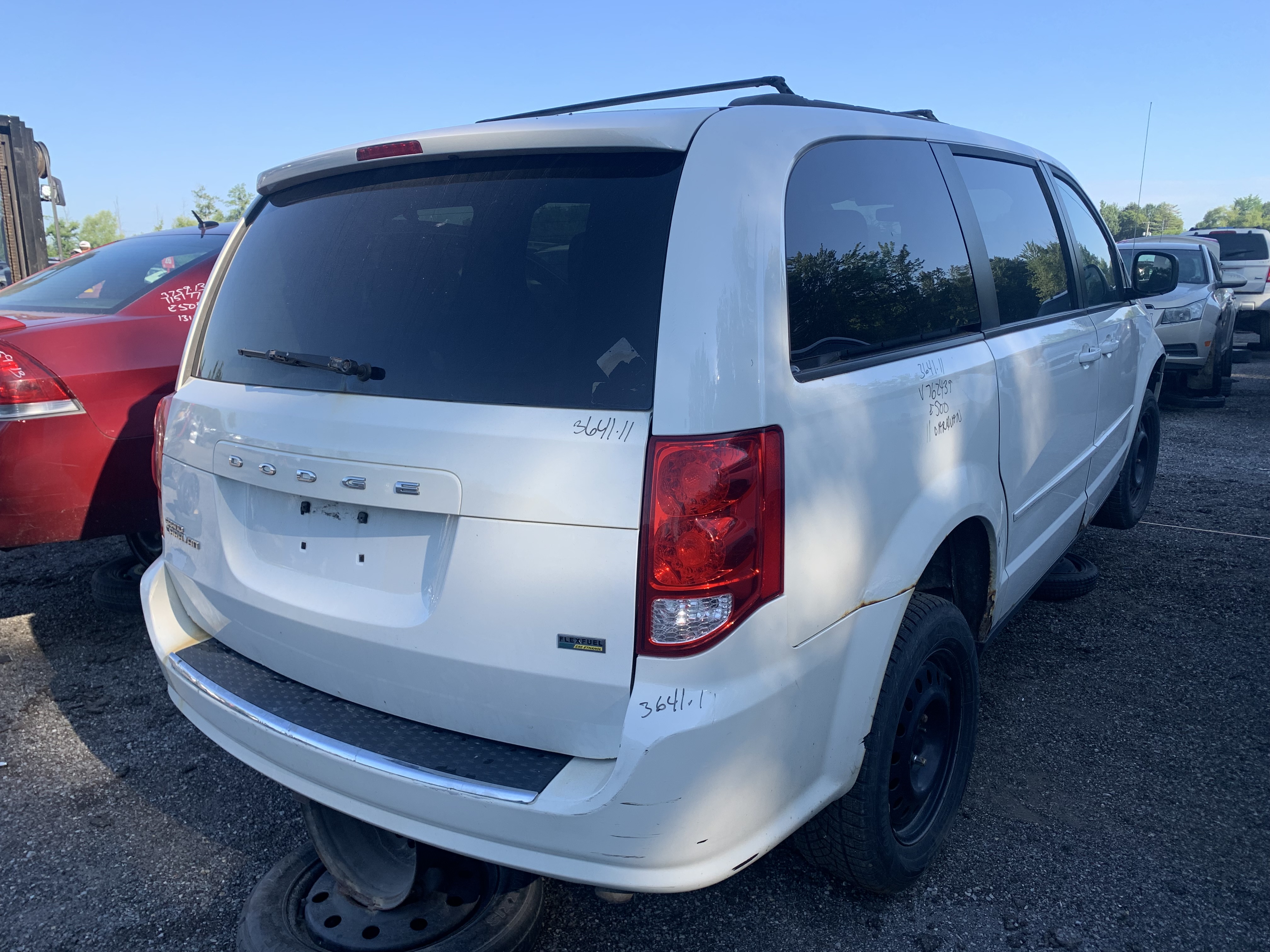 DODGE GRAND CARAVAN 2011