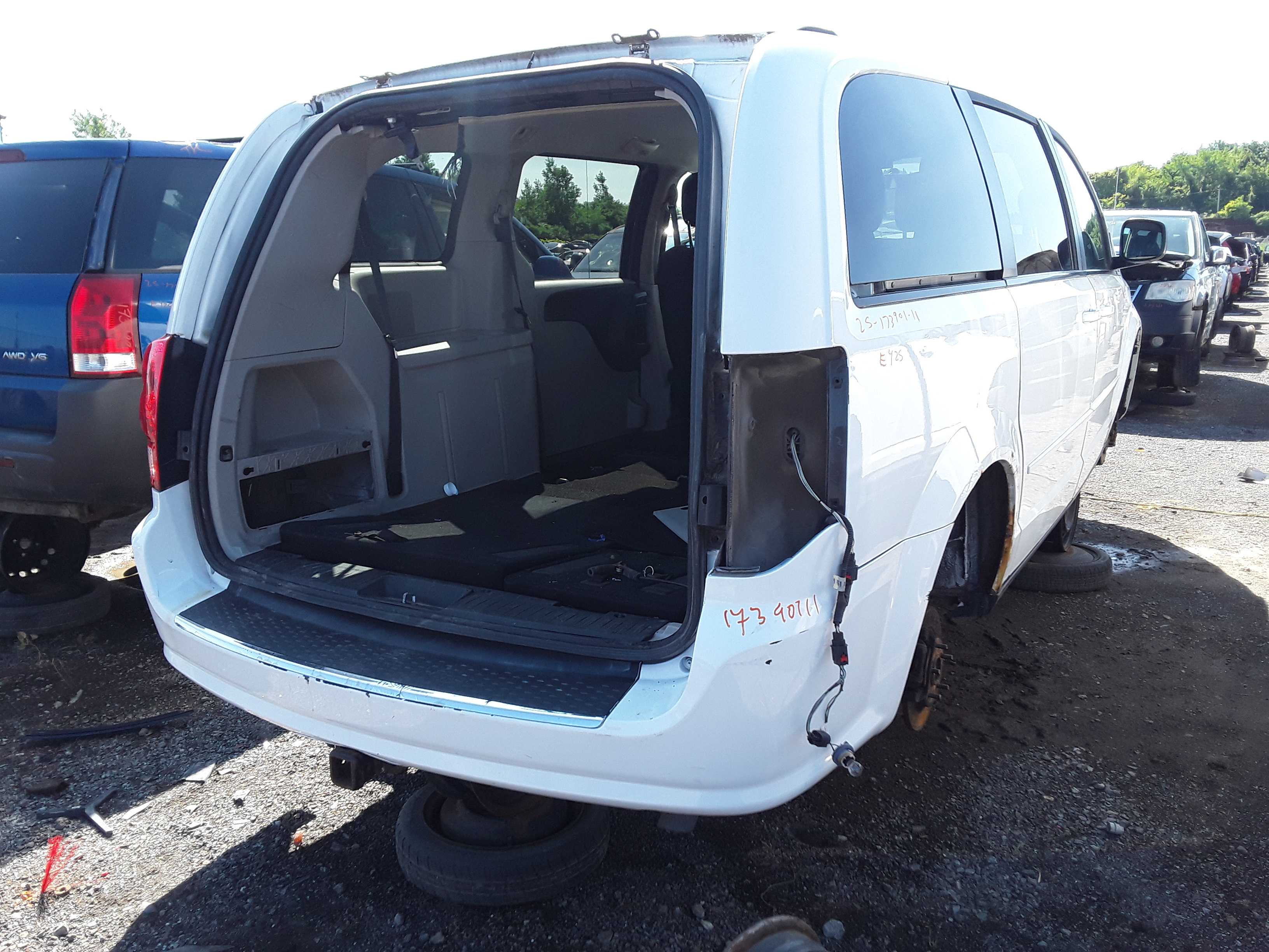 DODGE GRAND CARAVAN 2011