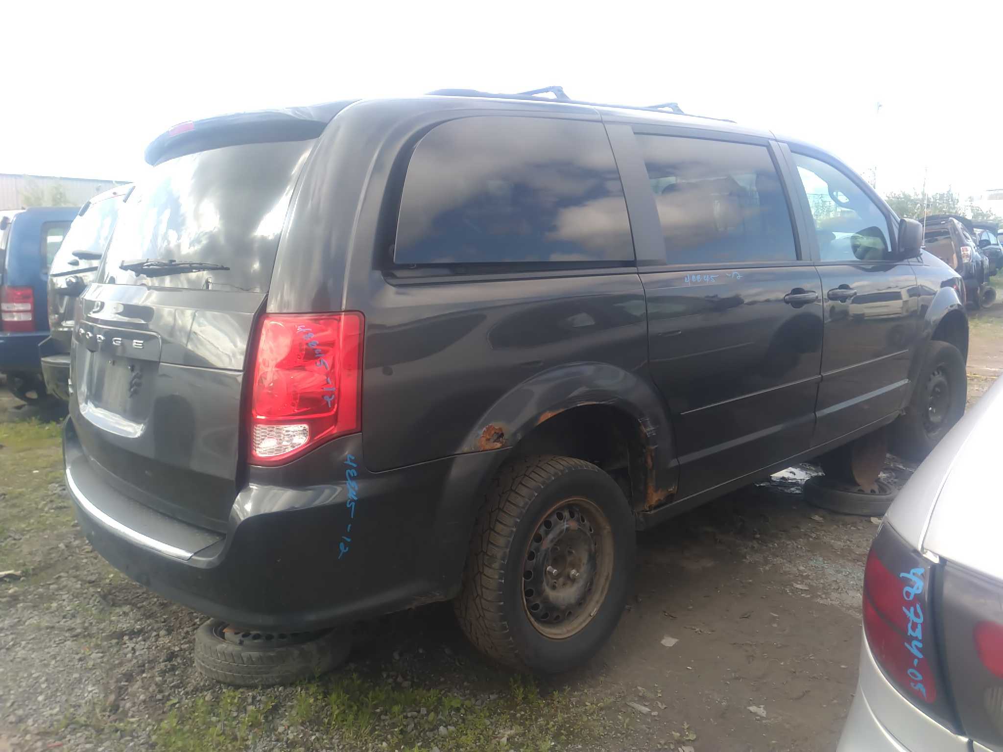 DODGE GRAND CARAVAN 2012