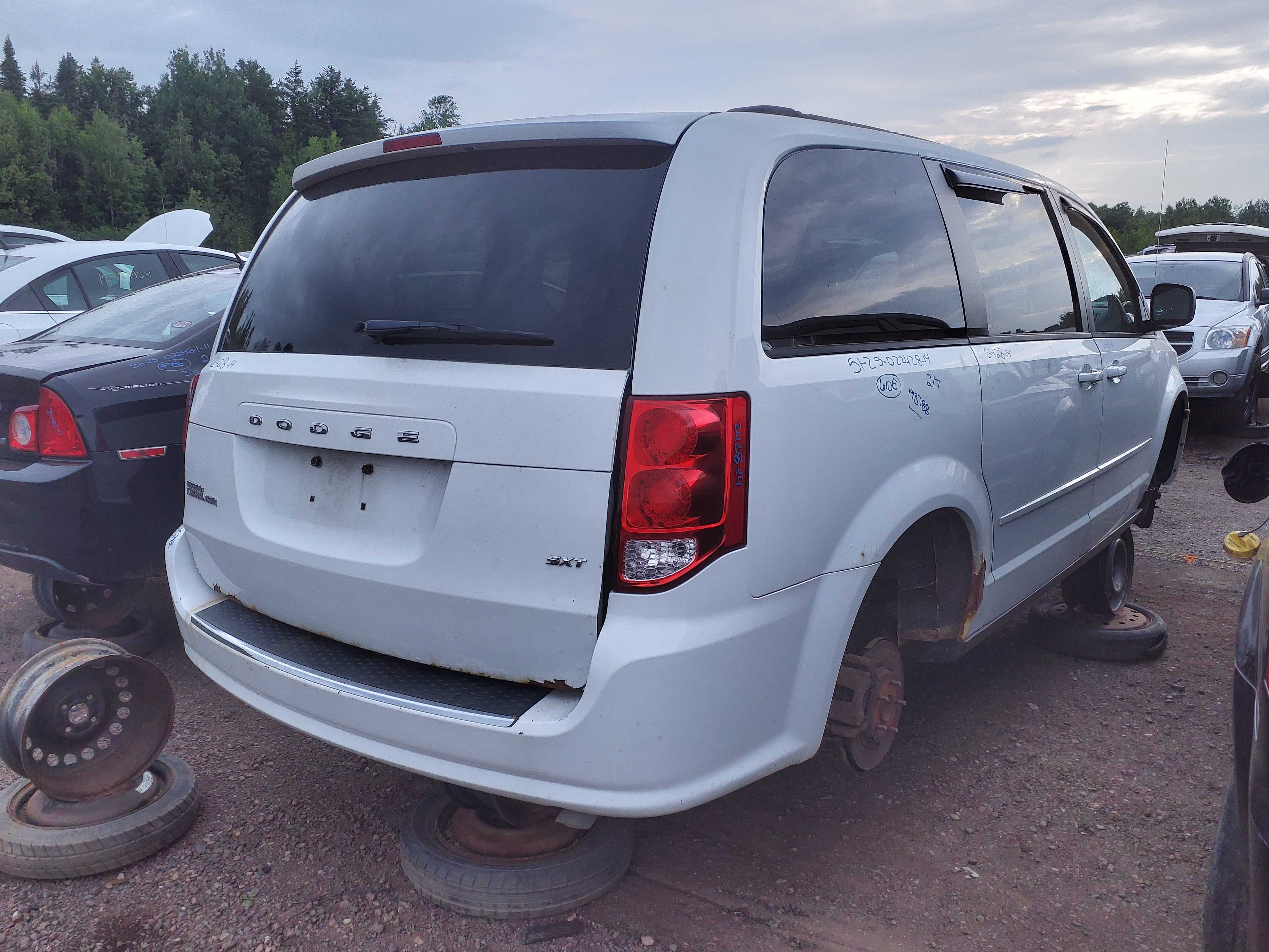 DODGE GRAND CARAVAN 2014