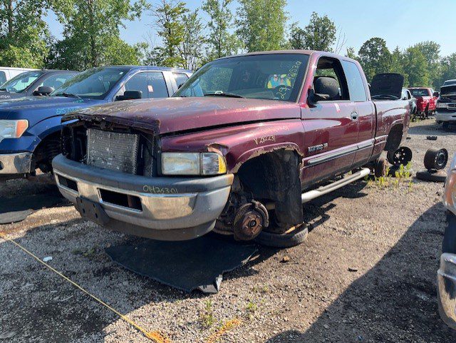 DODGE RAM 1500 2001