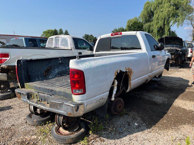 DODGE RAM 1500 2005