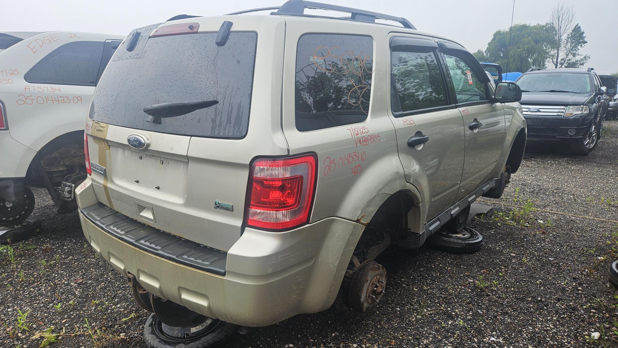FORD ESCAPE 2010