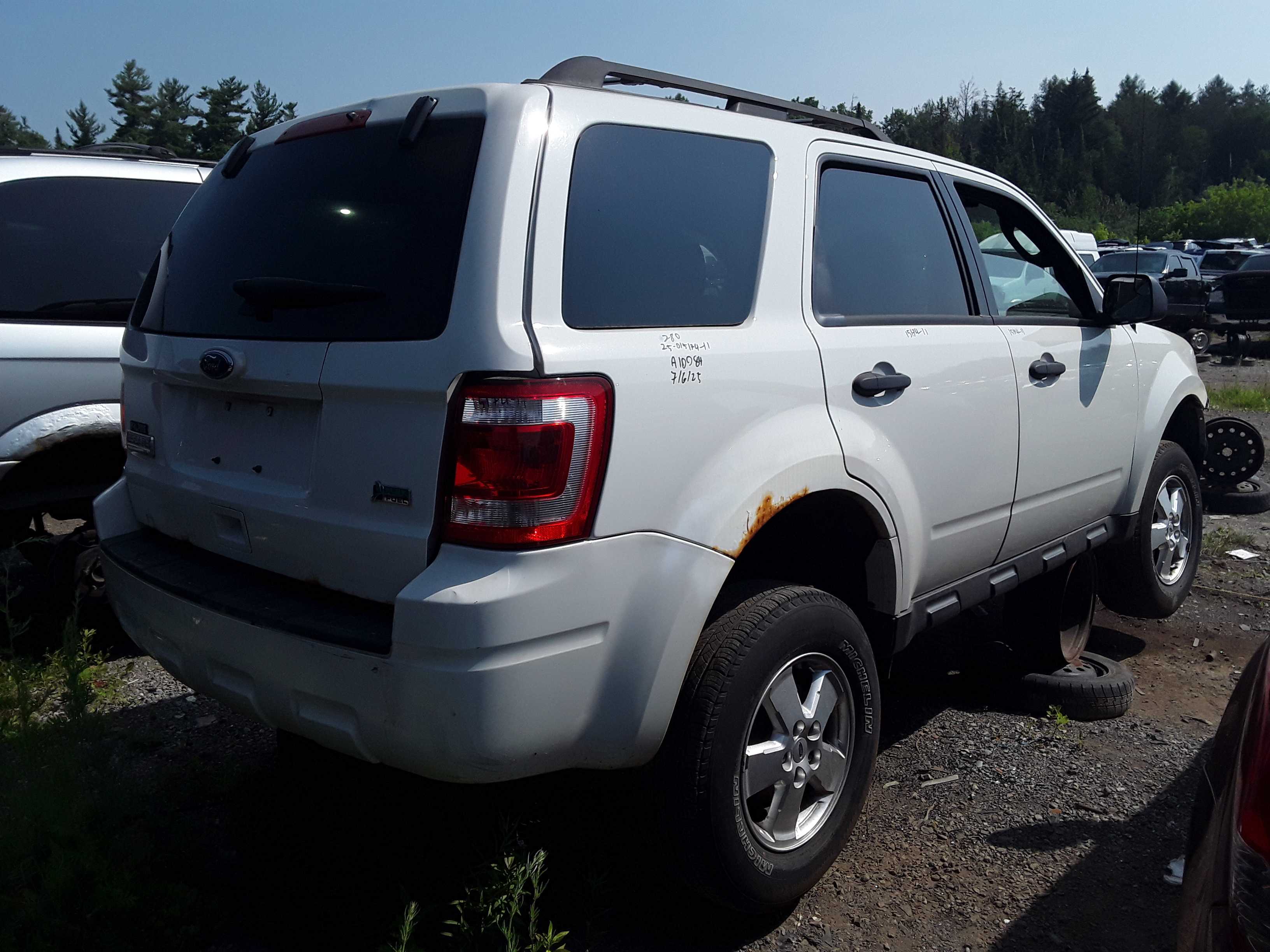 FORD ESCAPE 2011