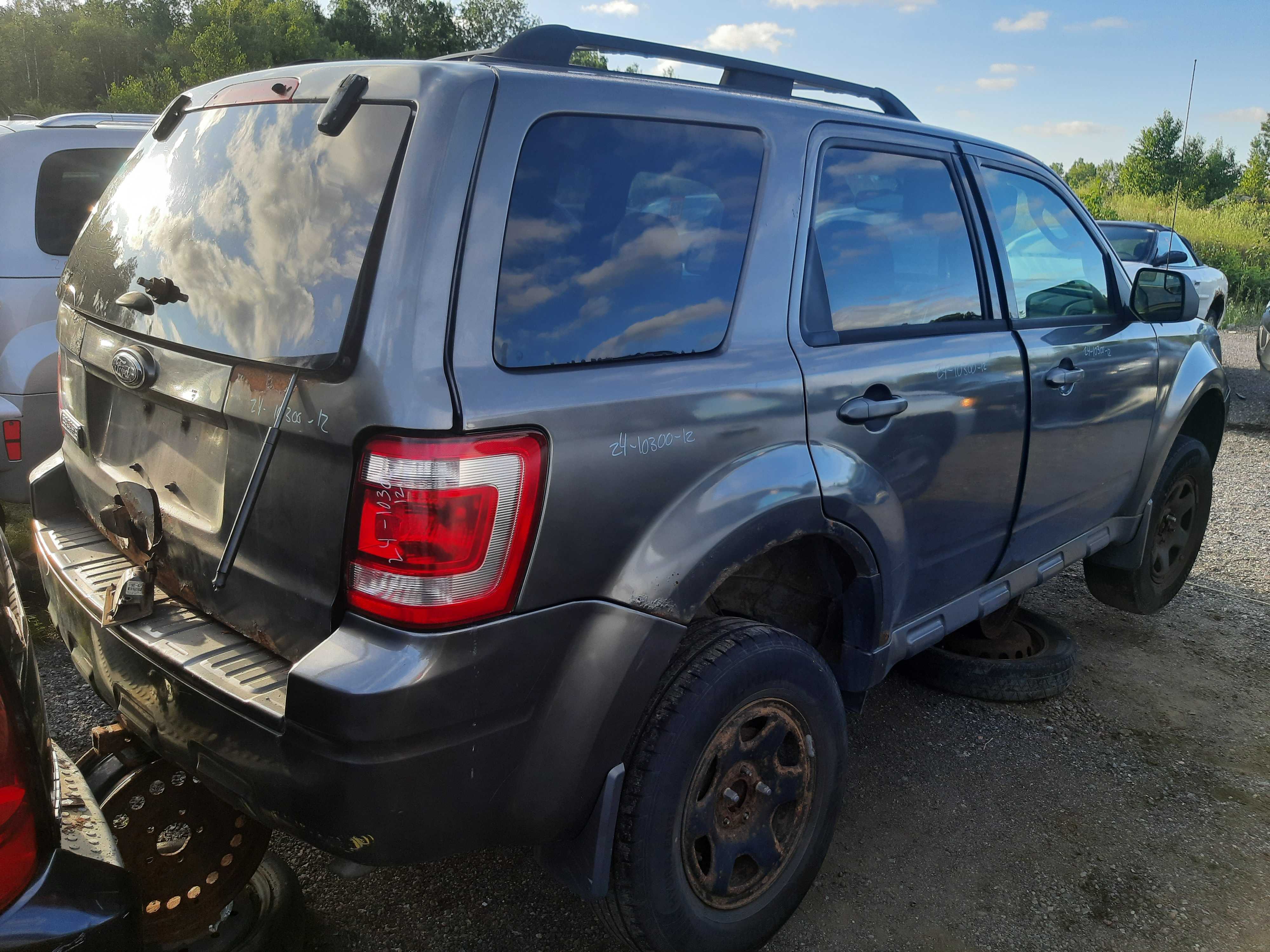 FORD ESCAPE 2012