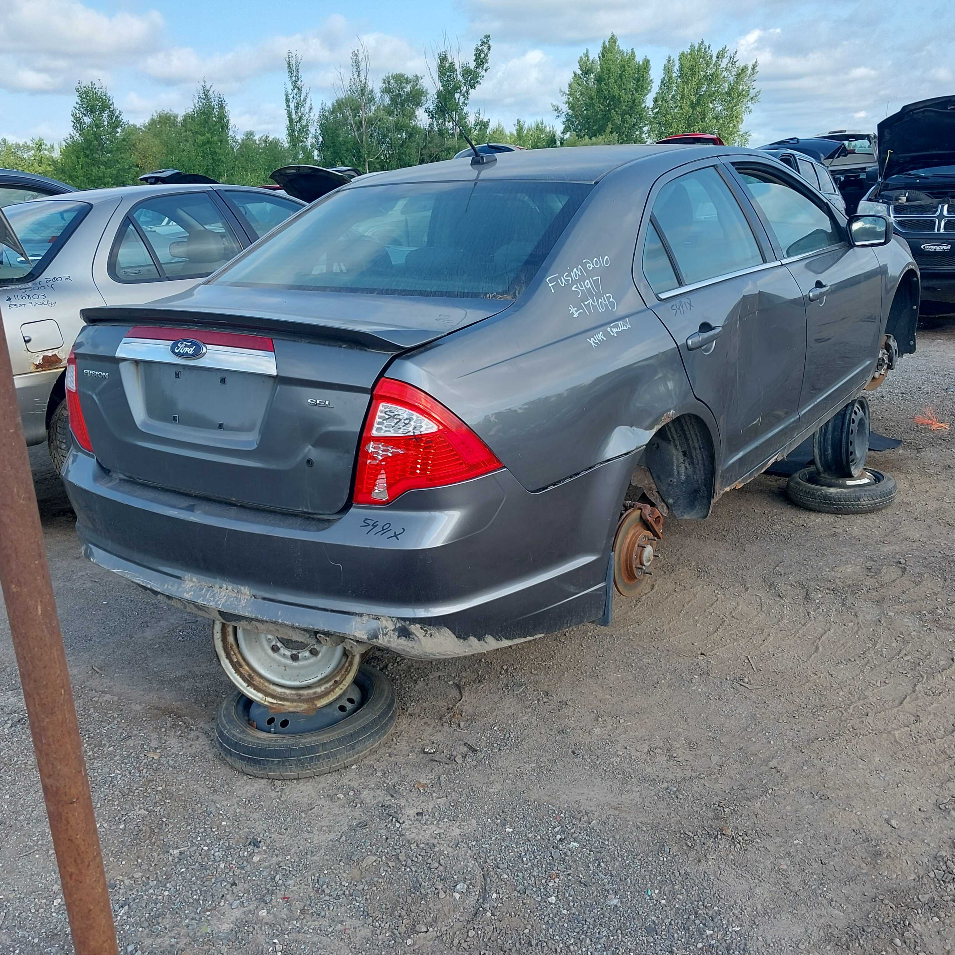 FORD FUSION 2010