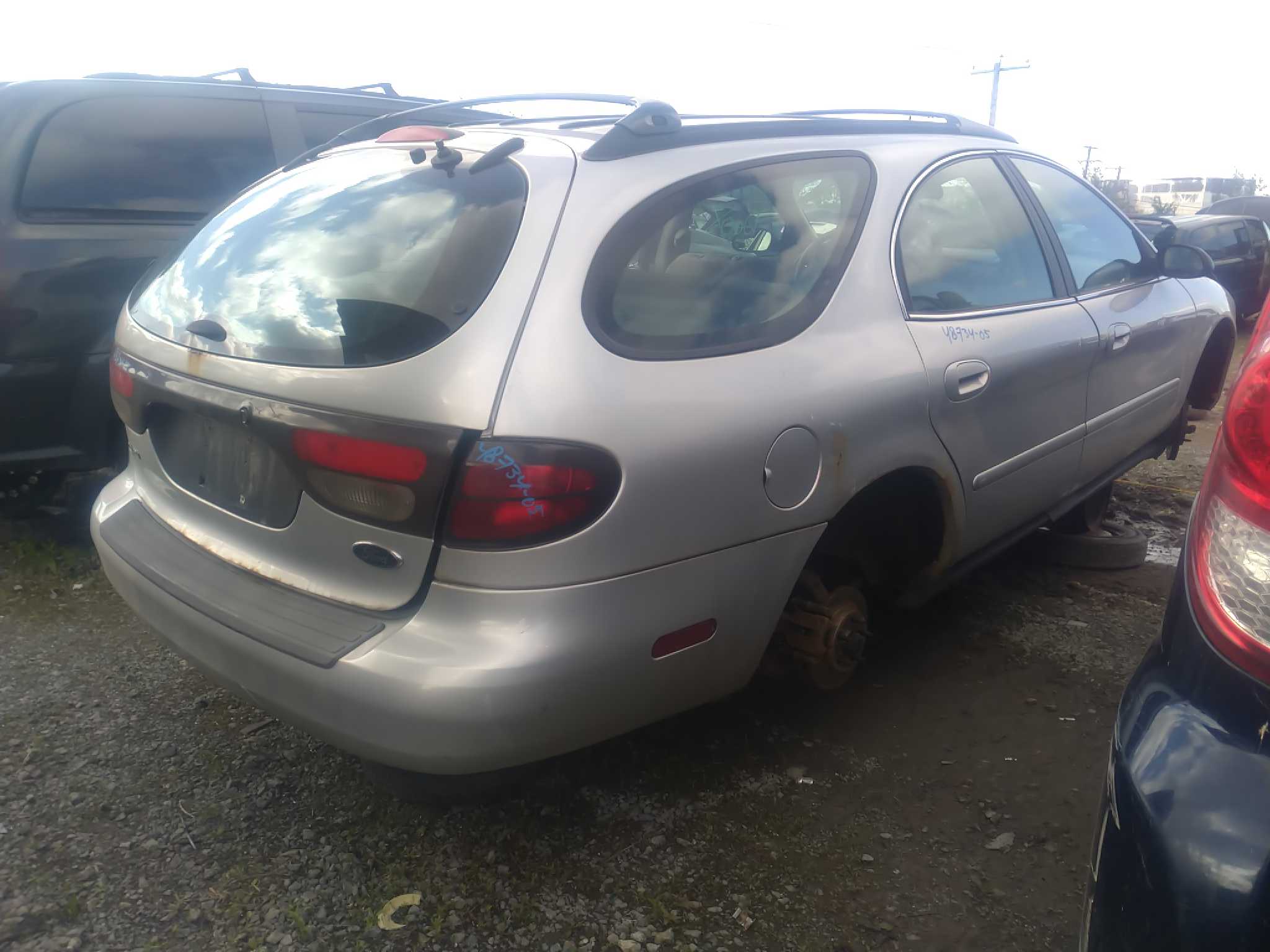 FORD TAURUS 2005