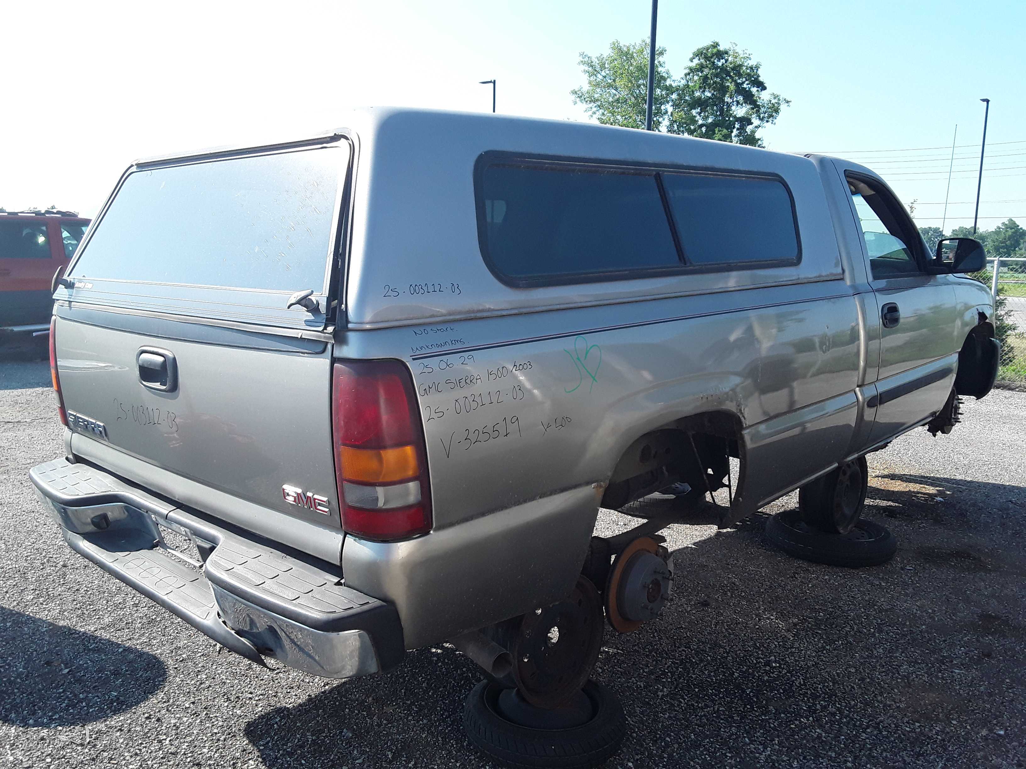 GMC SIERRA 1500 2003