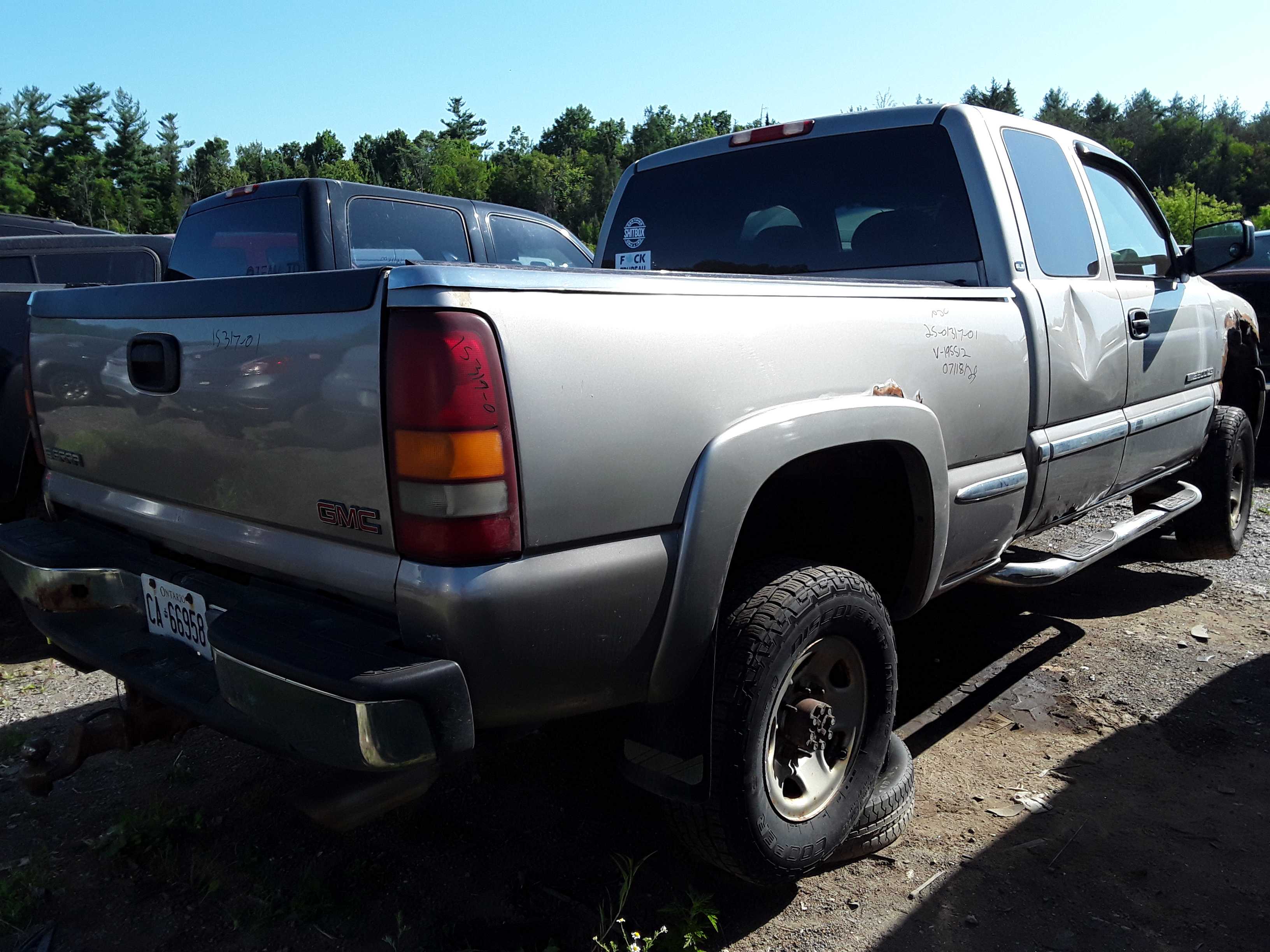 GMC SIERRA 2500 2001