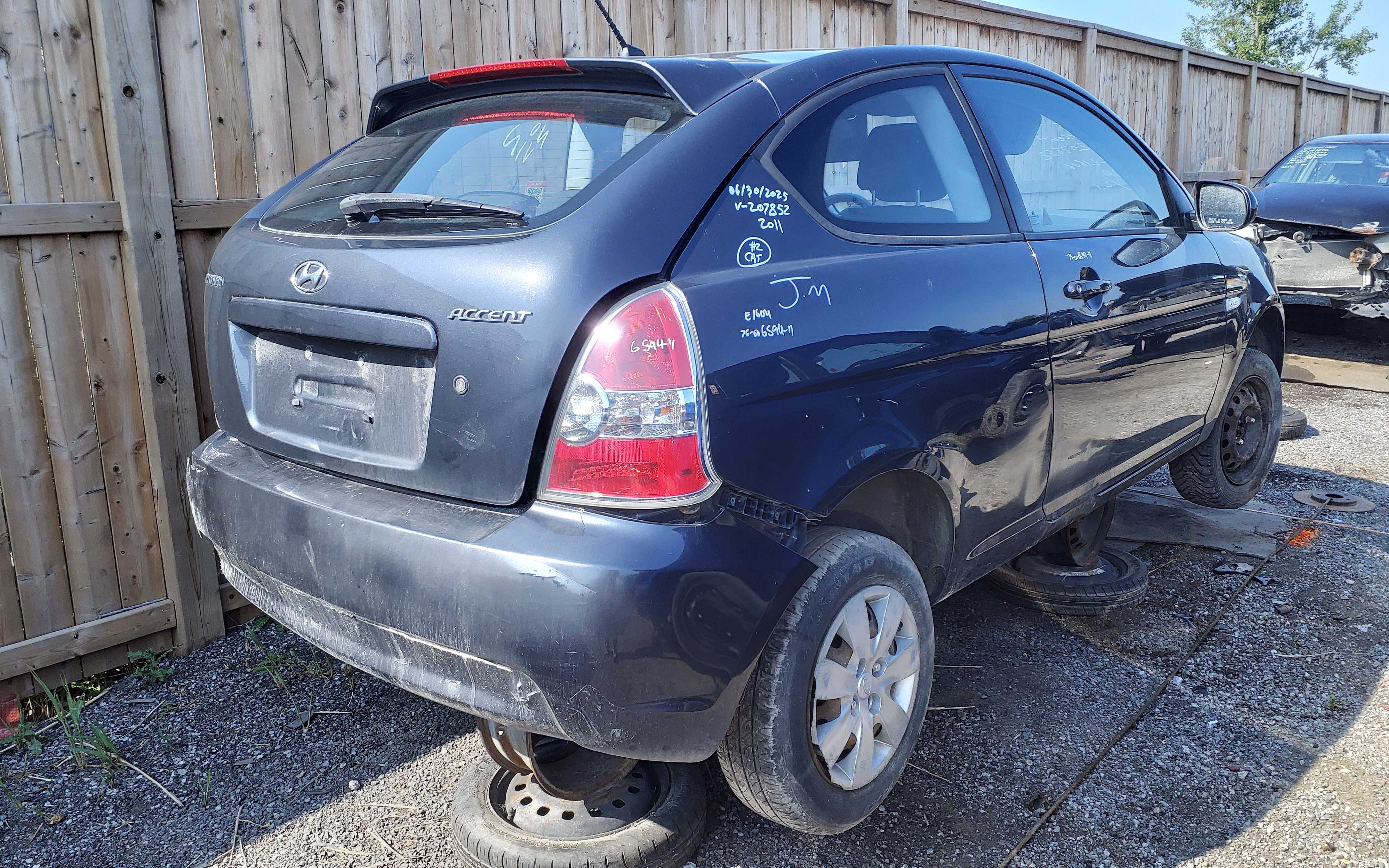 HYUNDAI ACCENT 2011