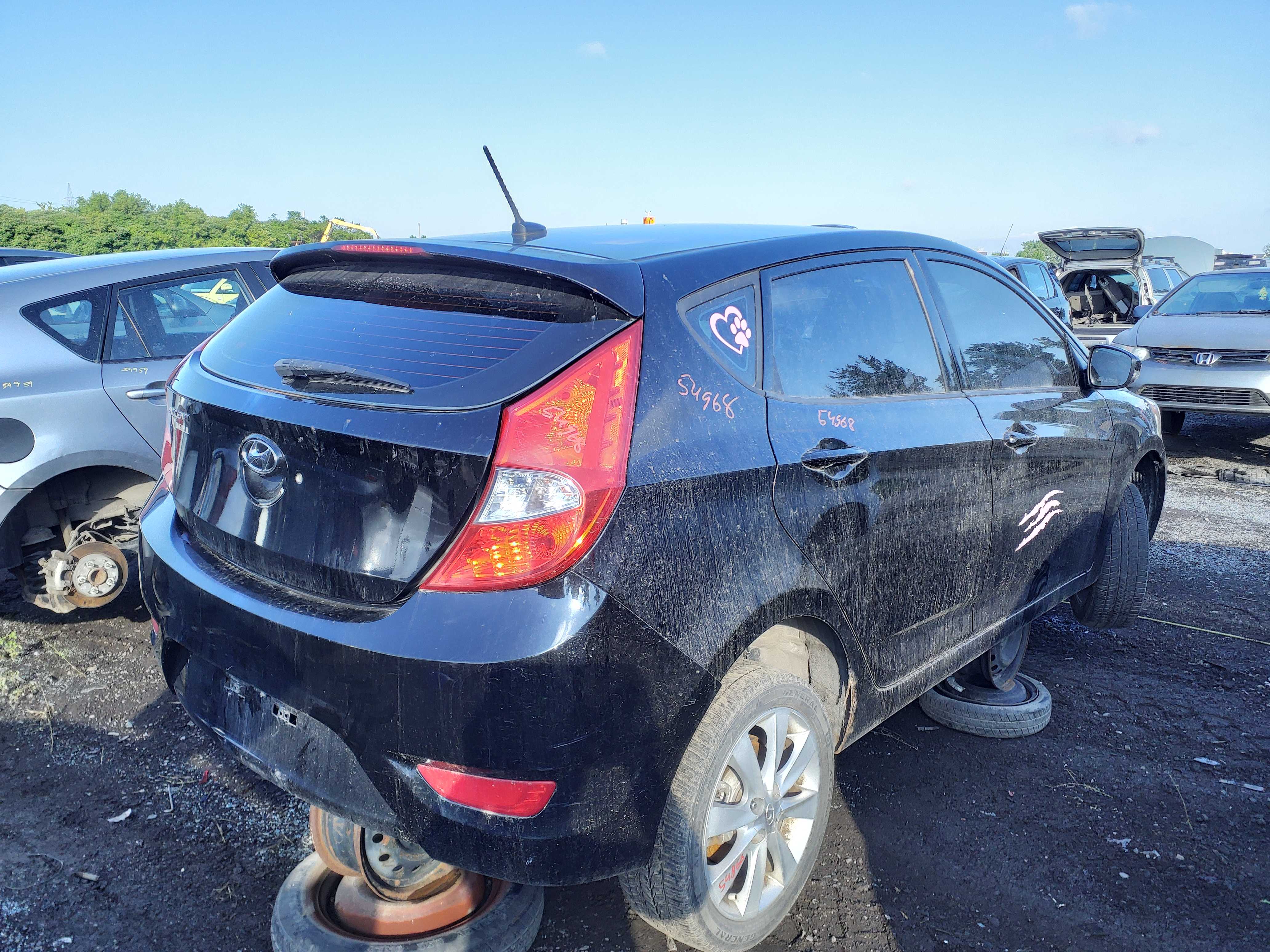 HYUNDAI ACCENT 2012