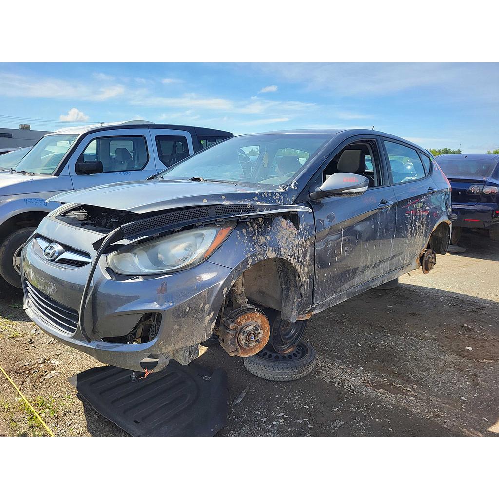HYUNDAI ACCENT 2012