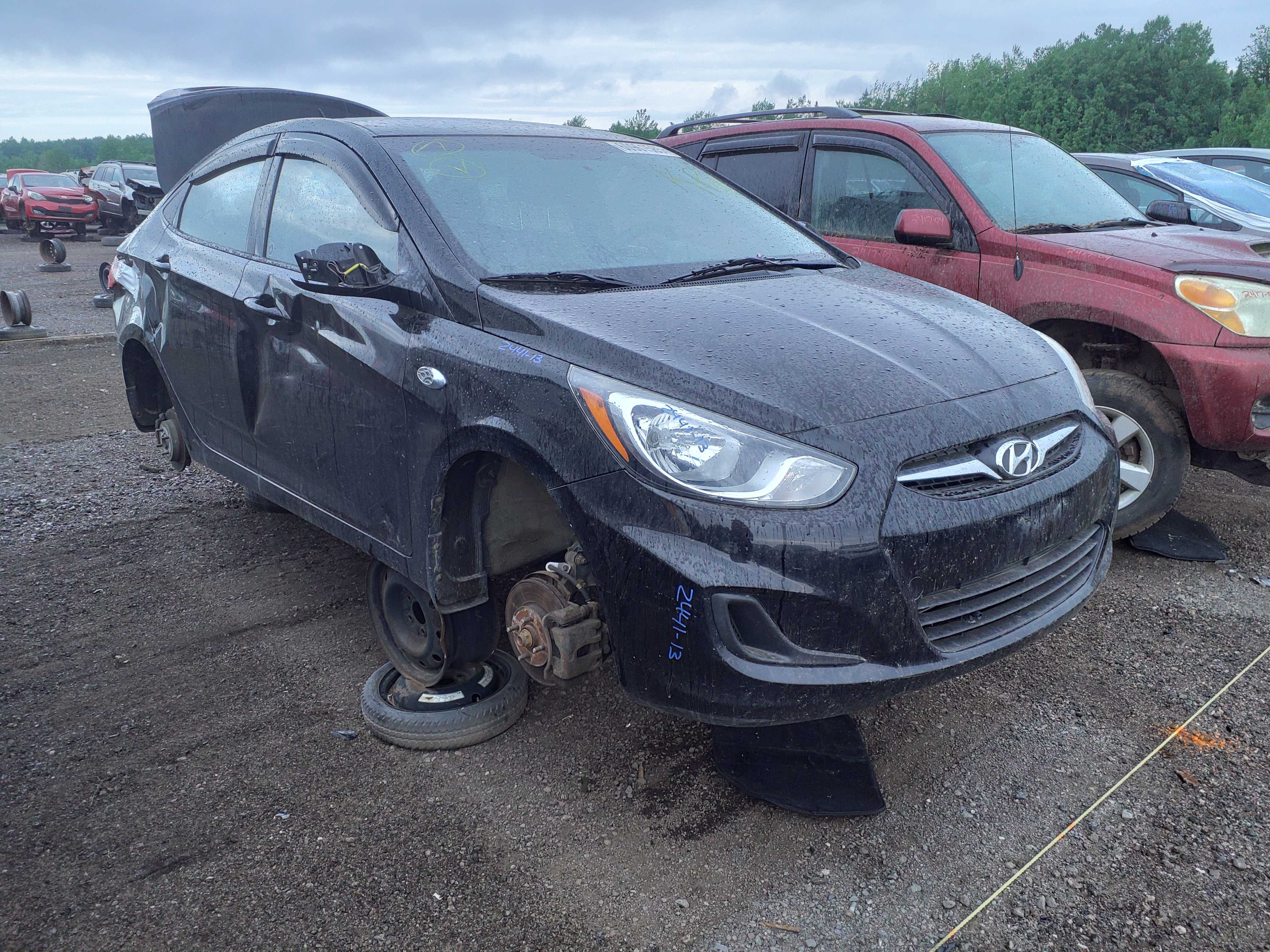 HYUNDAI ACCENT 2013