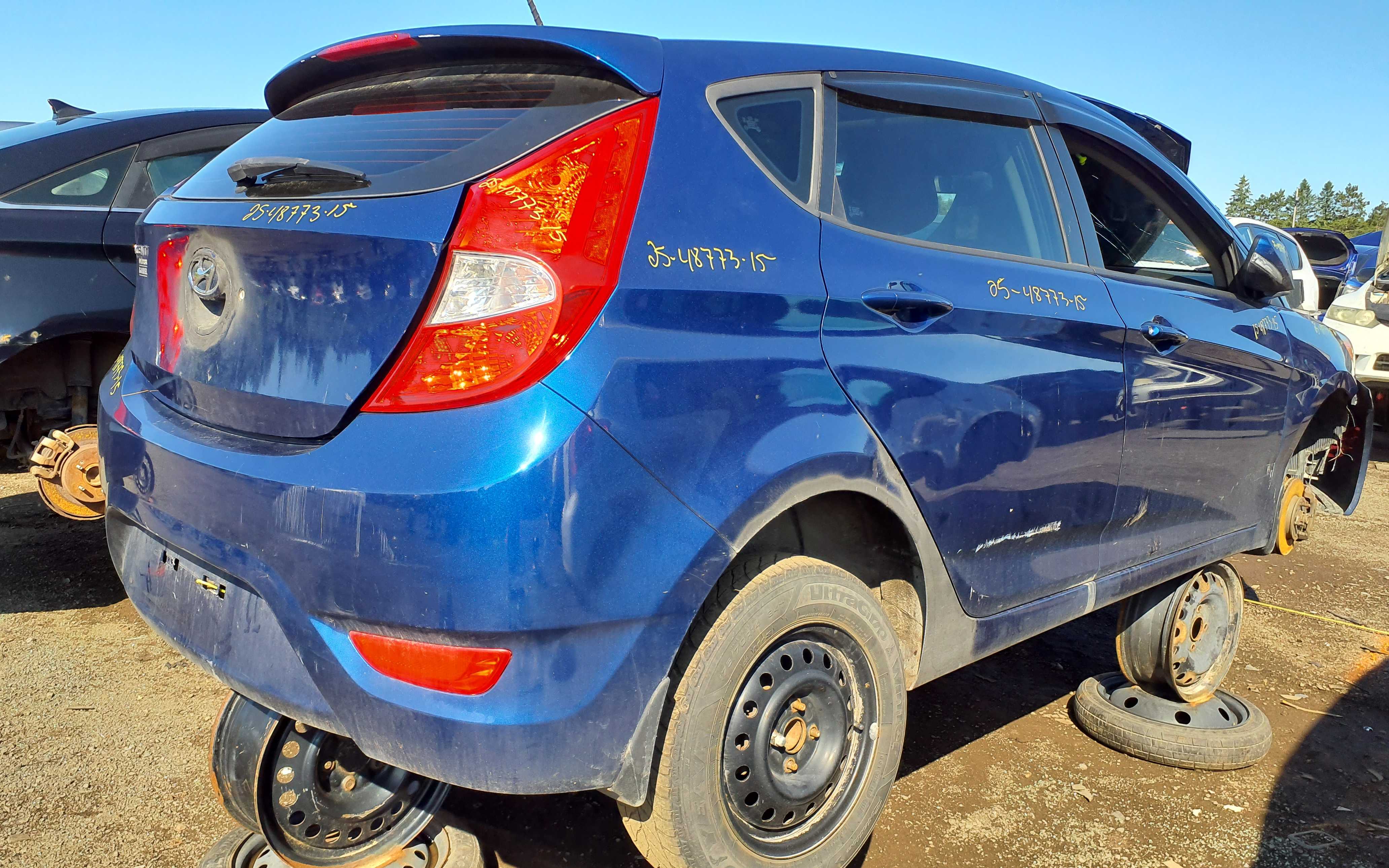 HYUNDAI ACCENT 2015