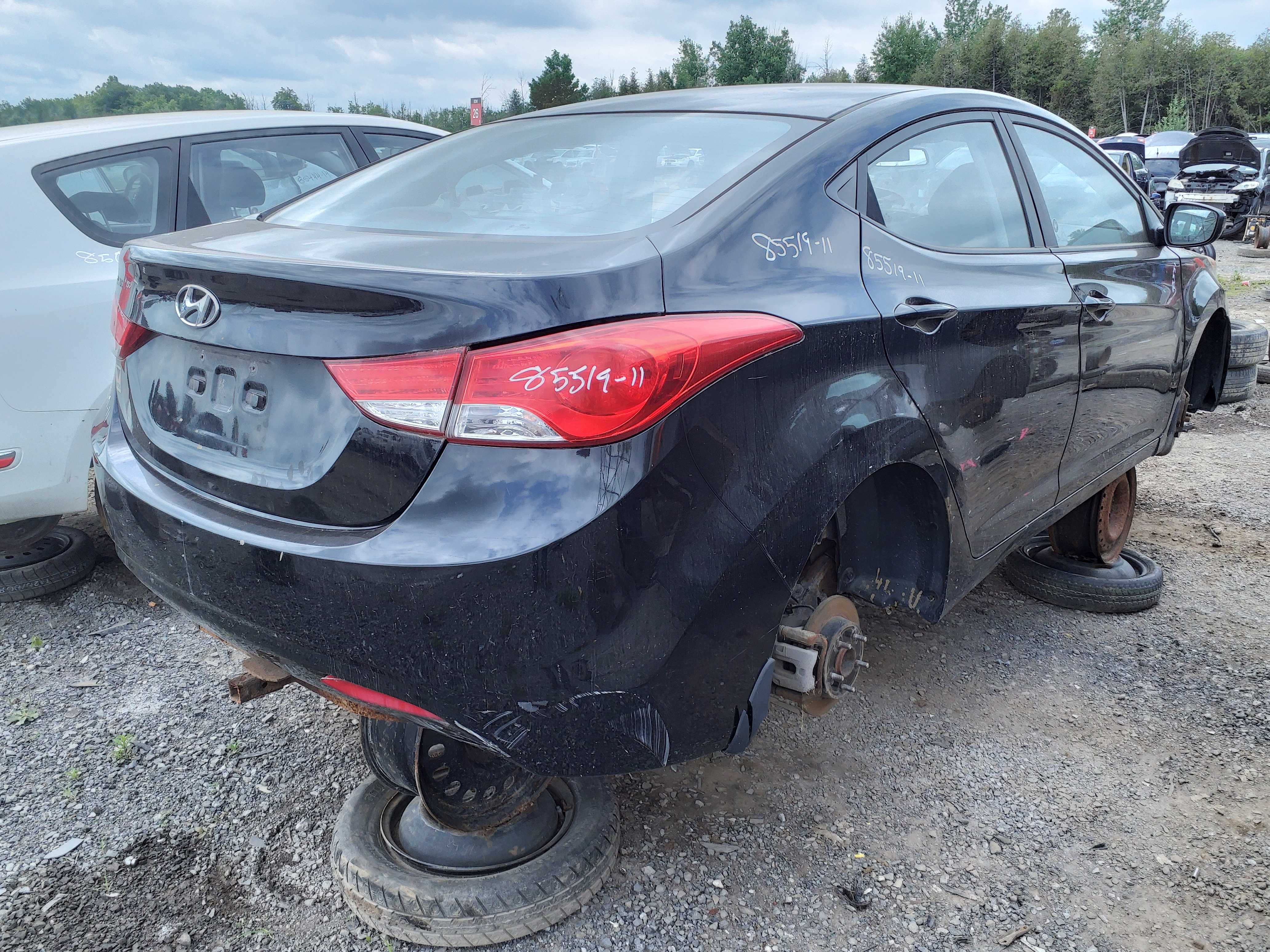 HYUNDAI ELANTRA 2011