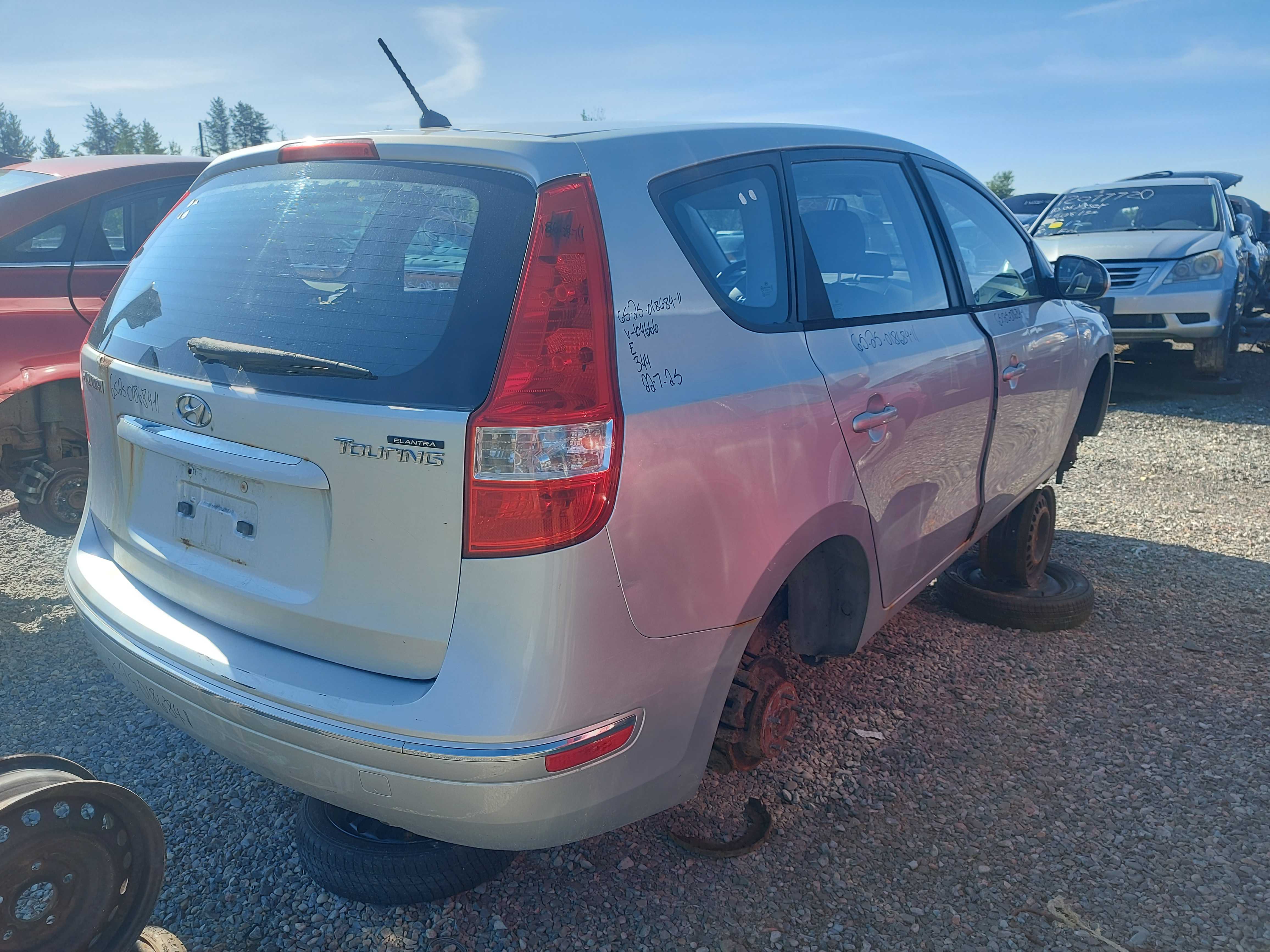 HYUNDAI ELANTRA 2011