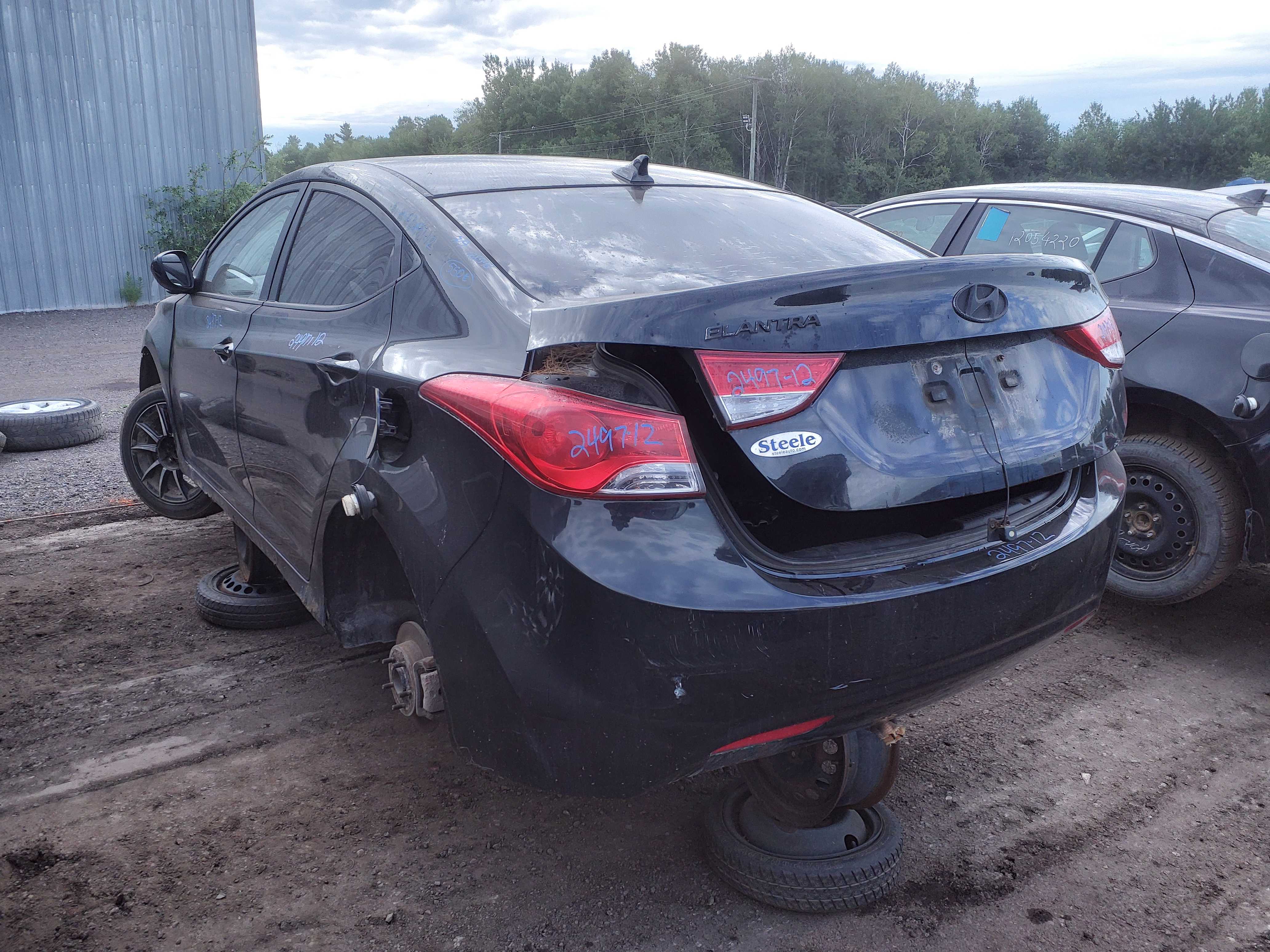HYUNDAI ELANTRA 2012