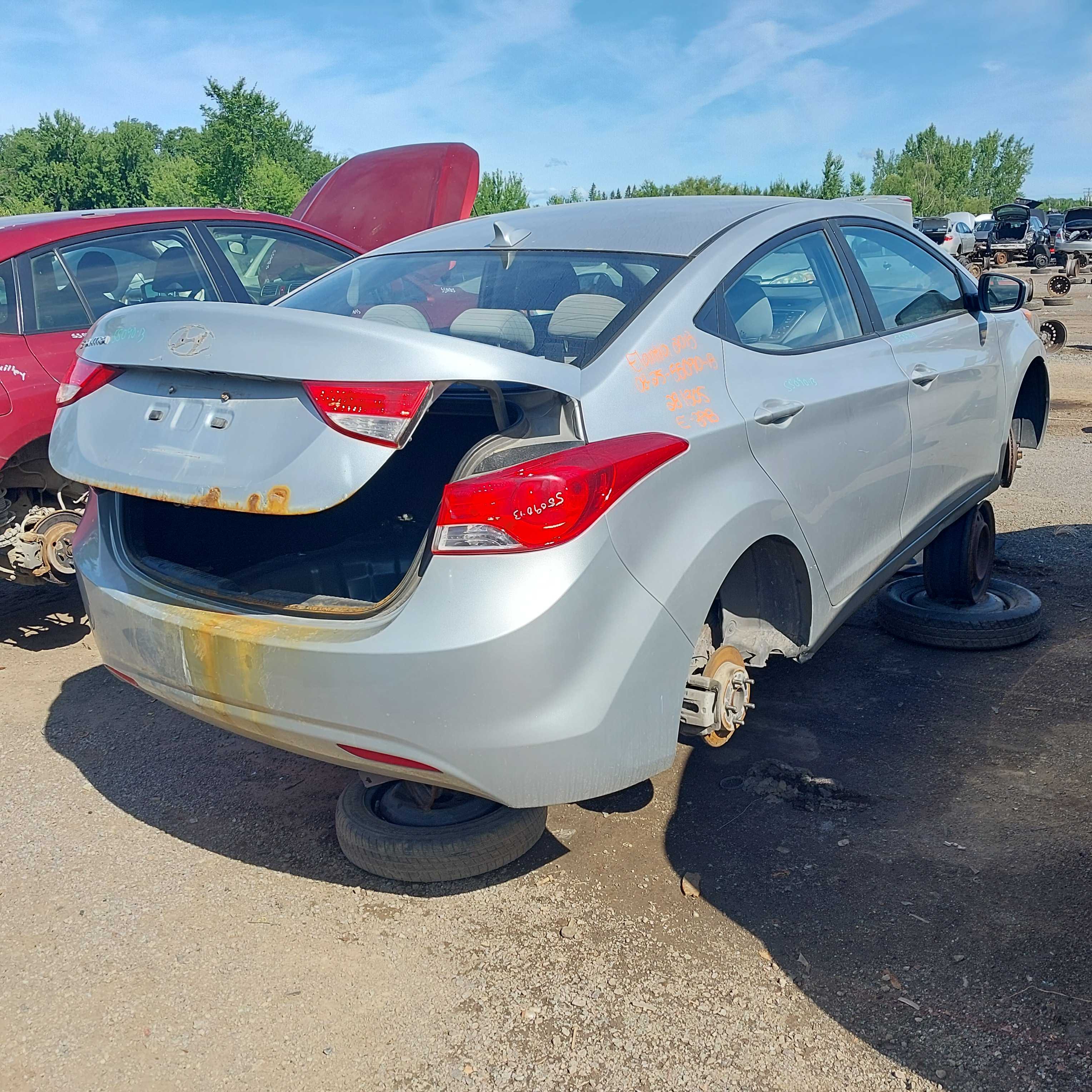 HYUNDAI ELANTRA 2013