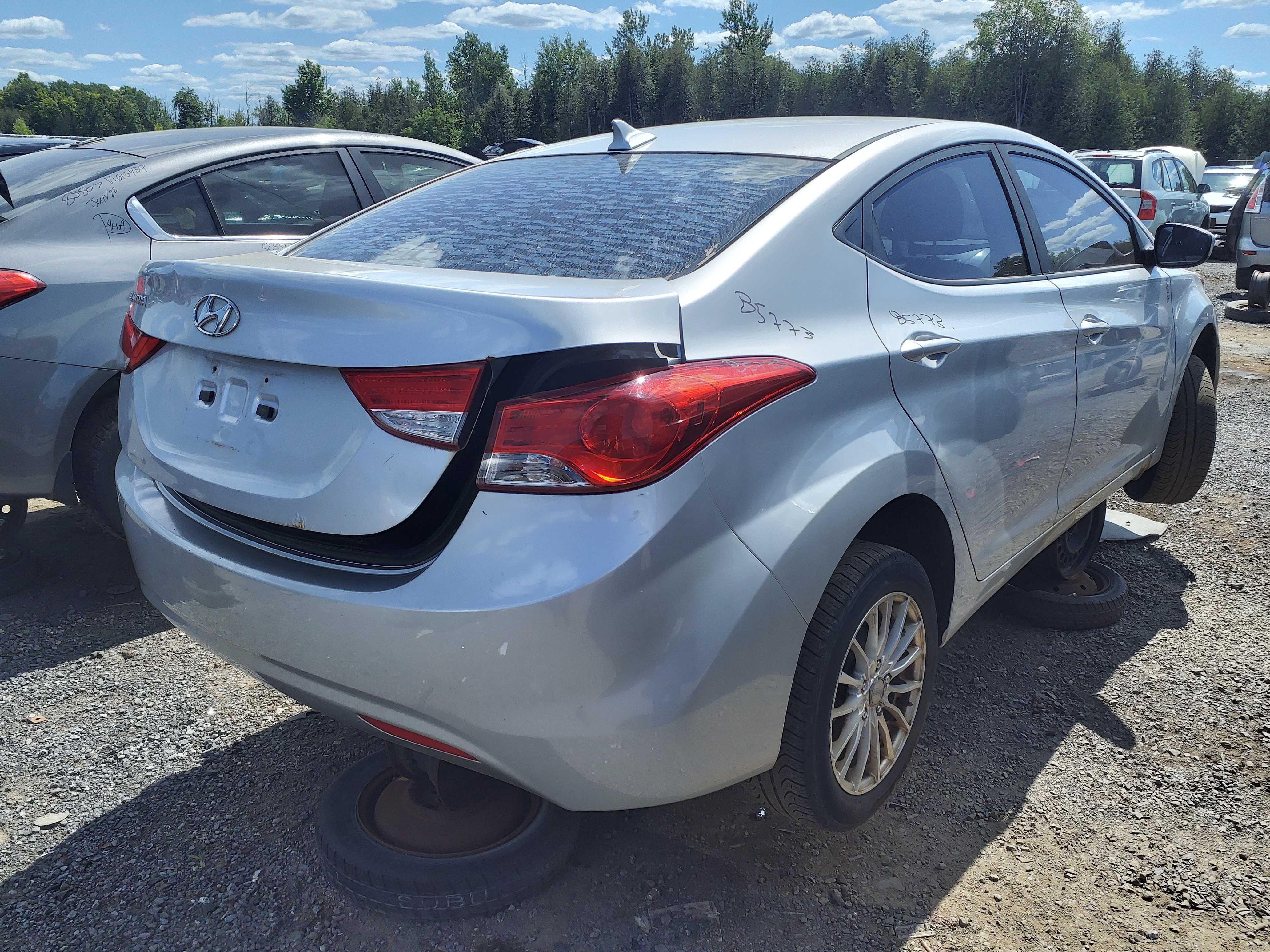HYUNDAI ELANTRA 2013