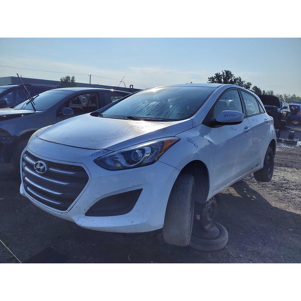 HYUNDAI ELANTRA 2016