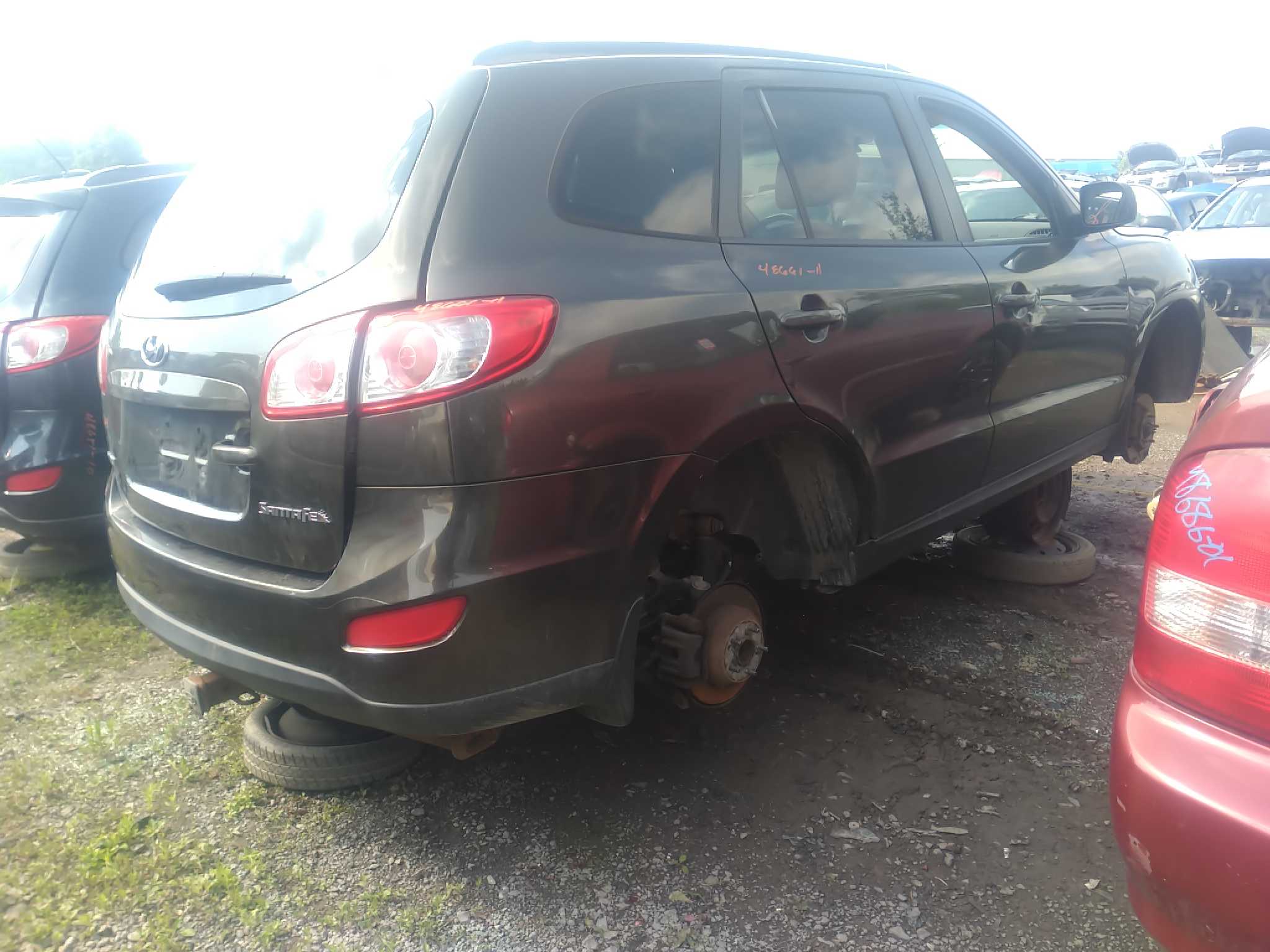 HYUNDAI SANTA FE 2011