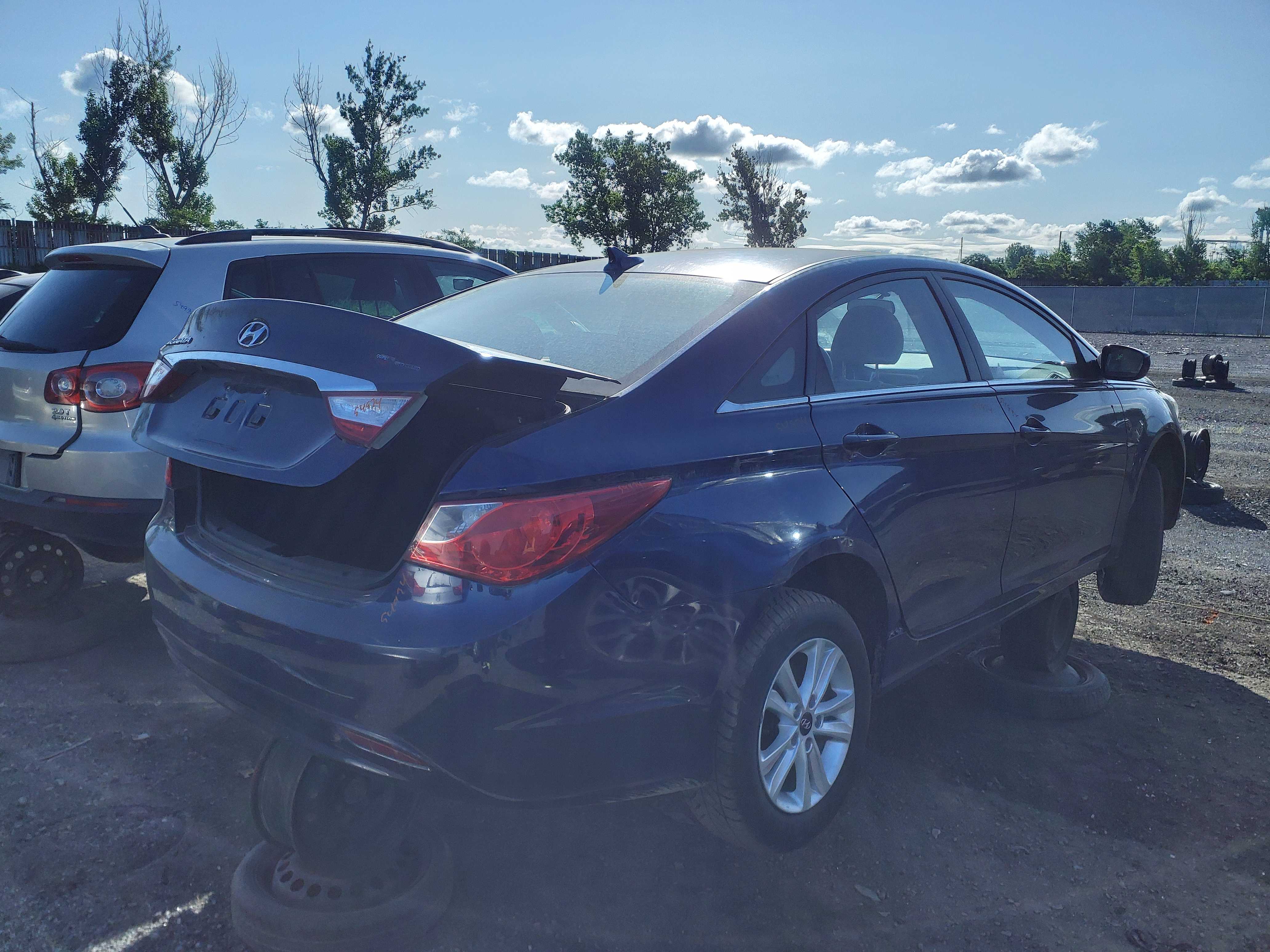 HYUNDAI SONATA 2011