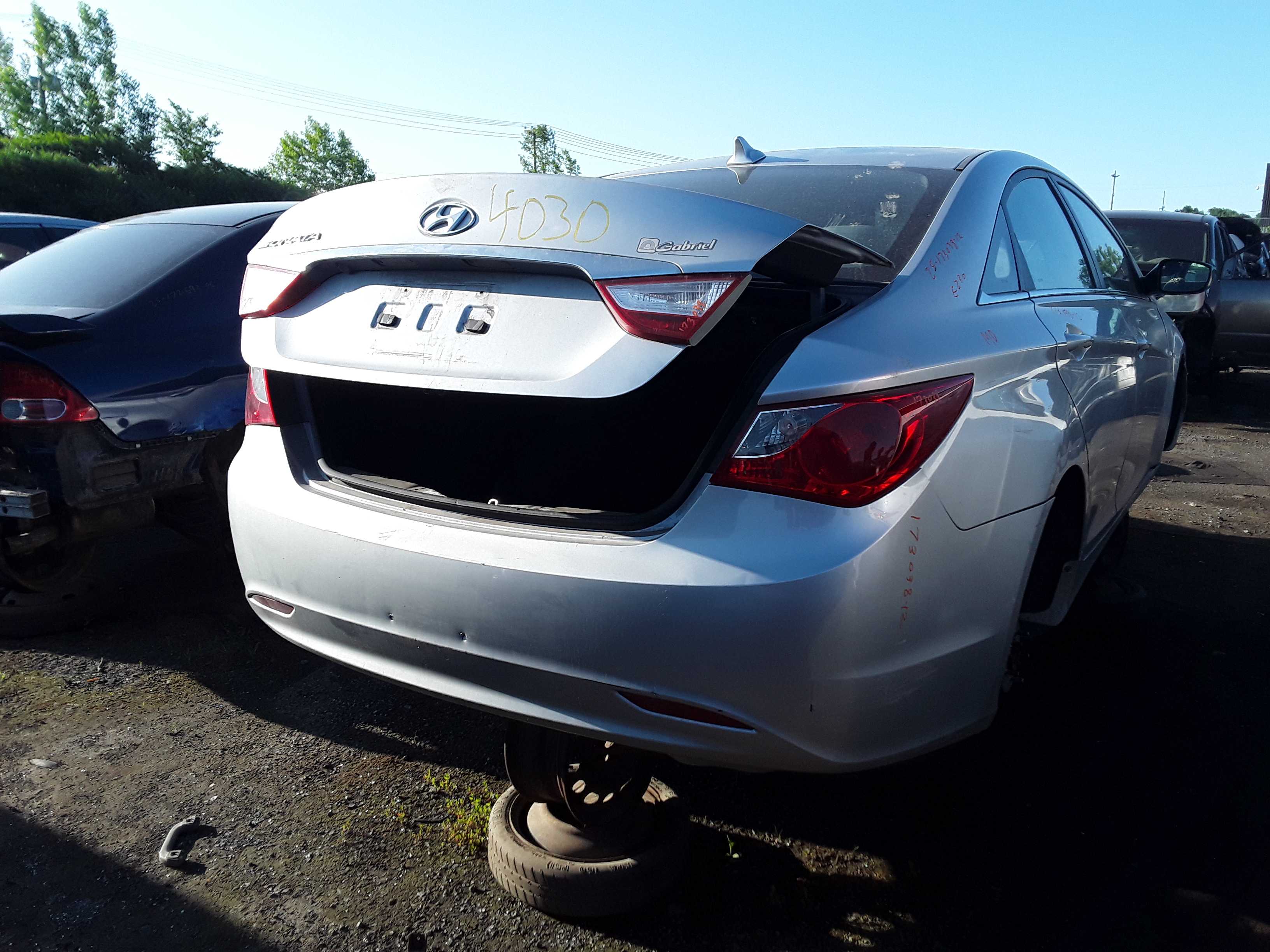 HYUNDAI SONATA 2012