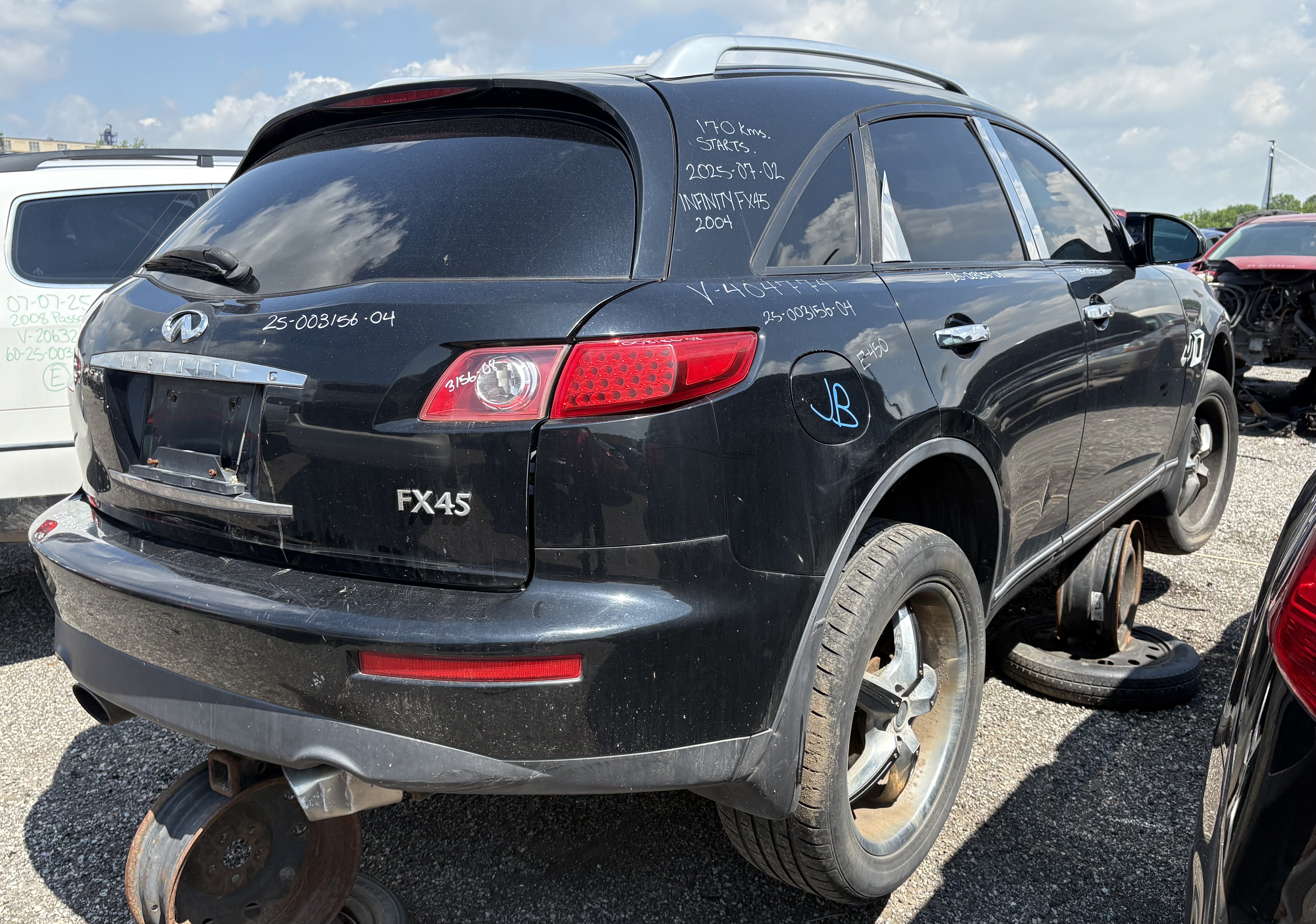 INFINITI FX45 2004