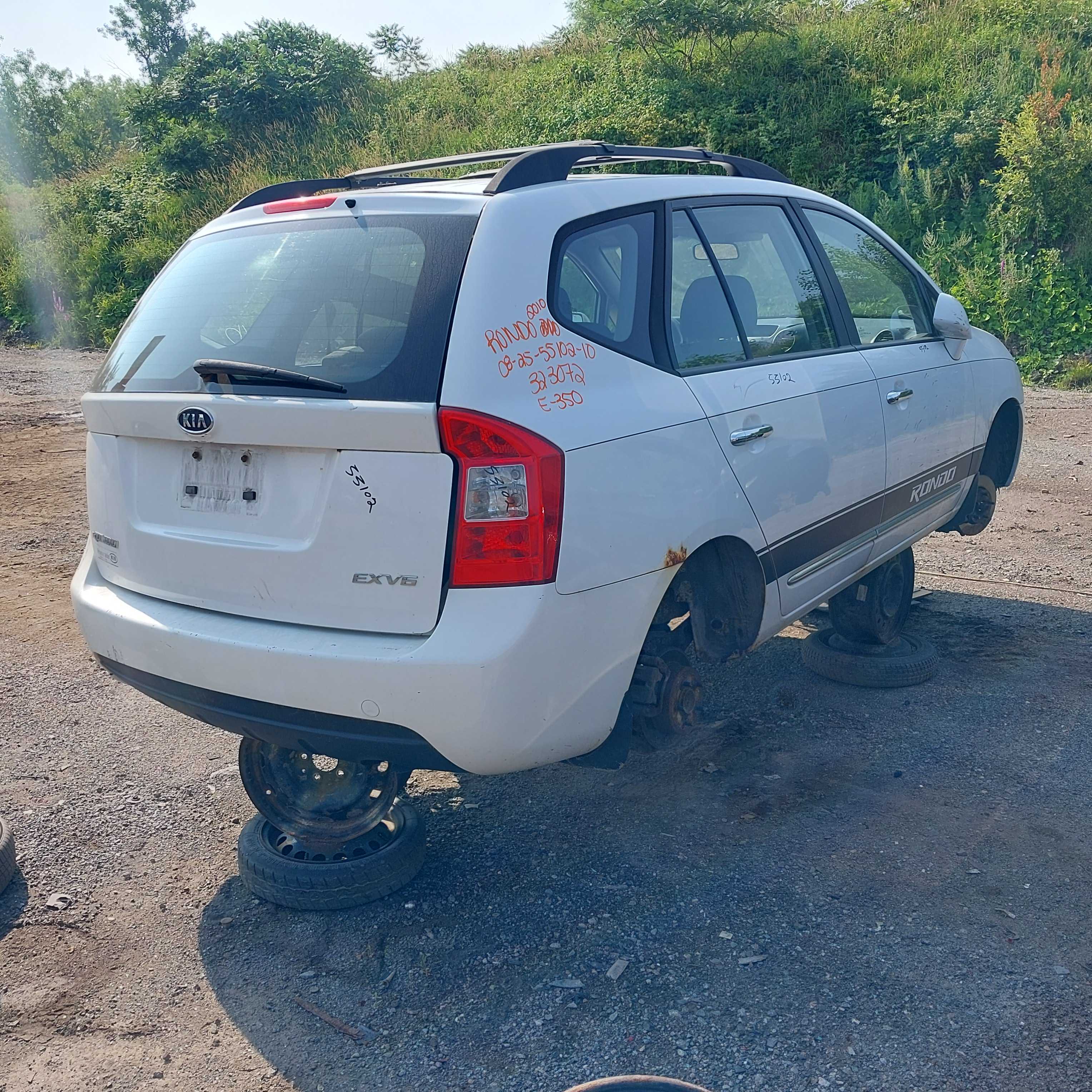 KIA RONDO 2010