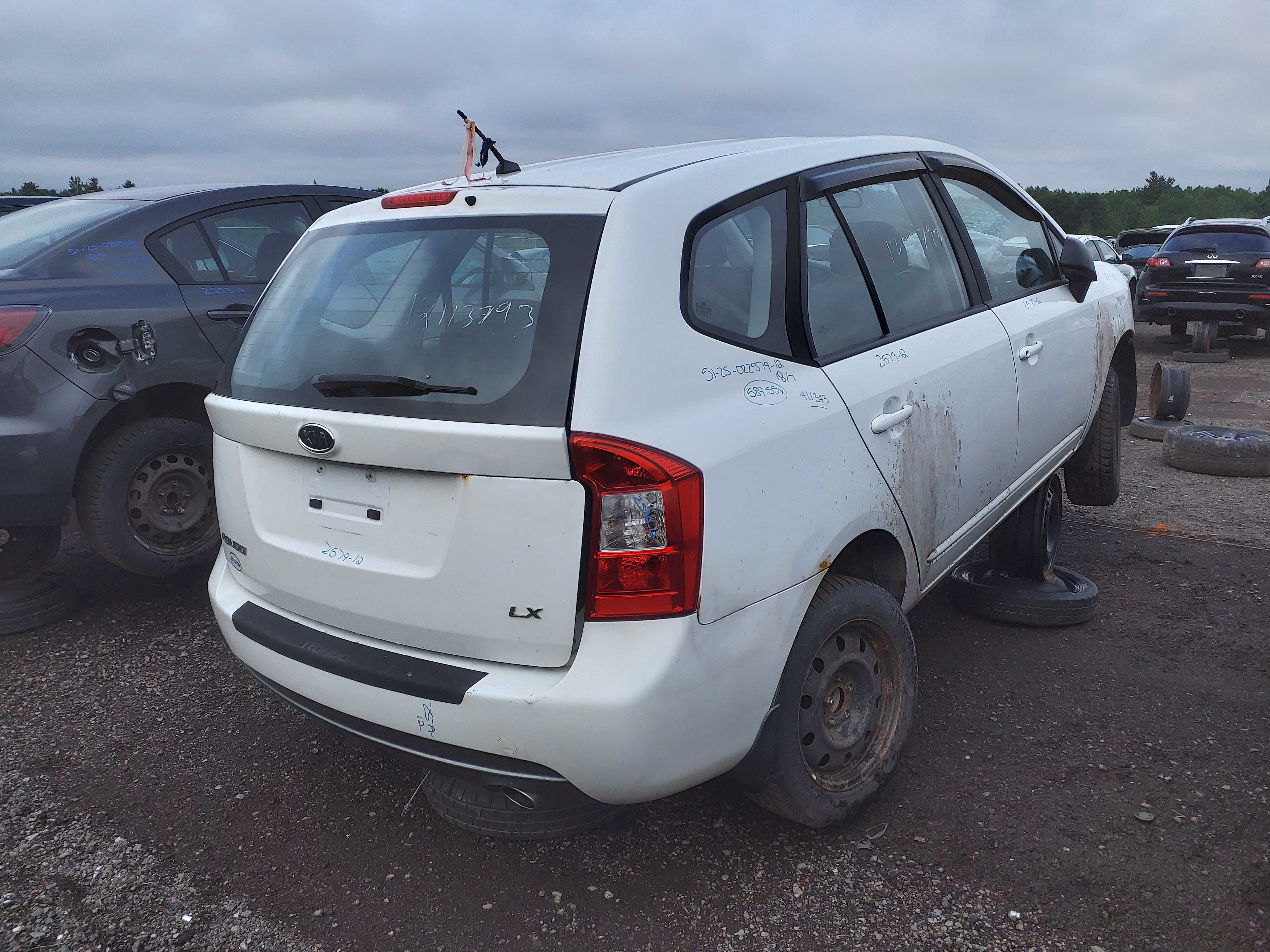 KIA RONDO 2012