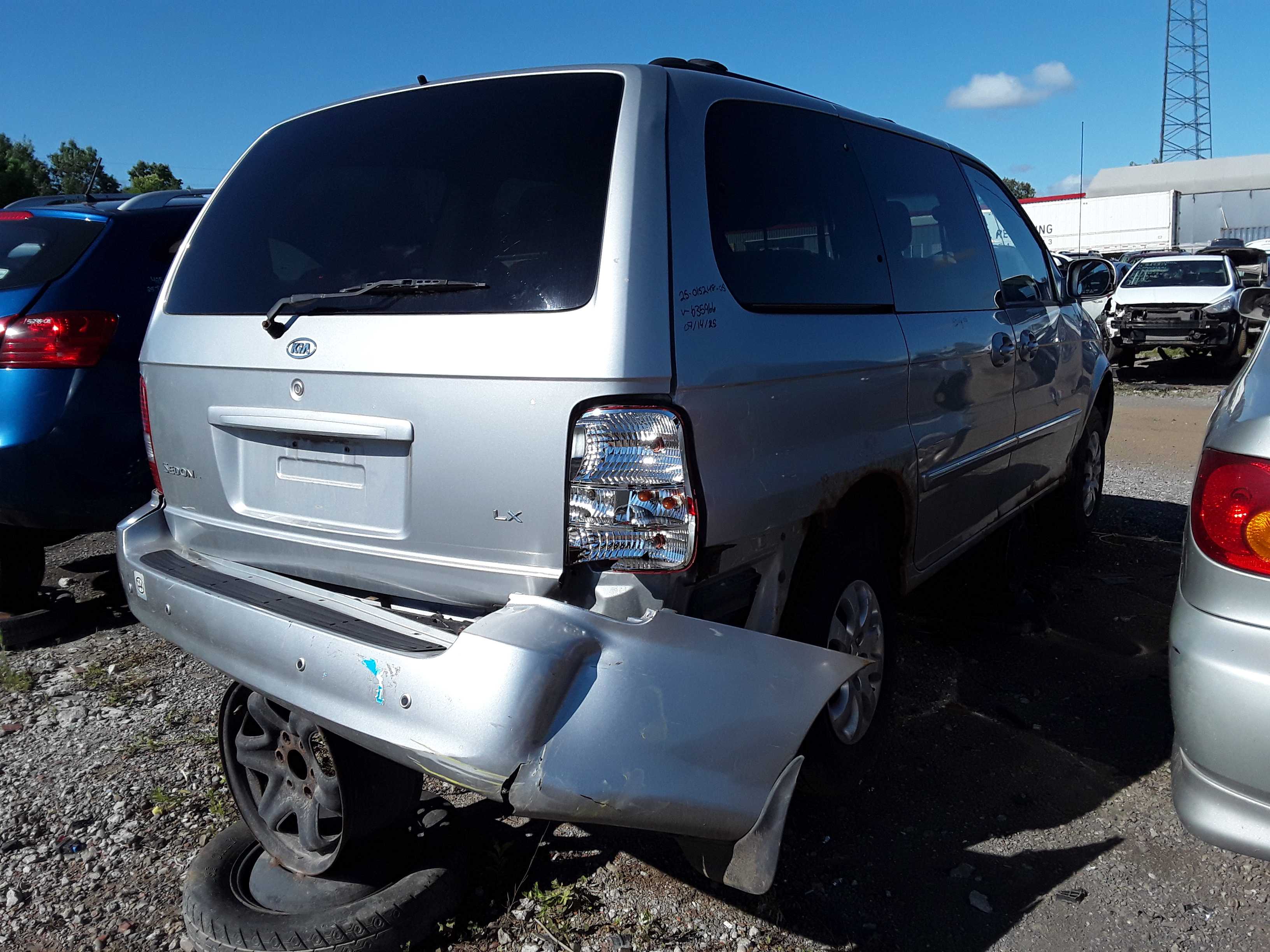 KIA SEDONA 2005