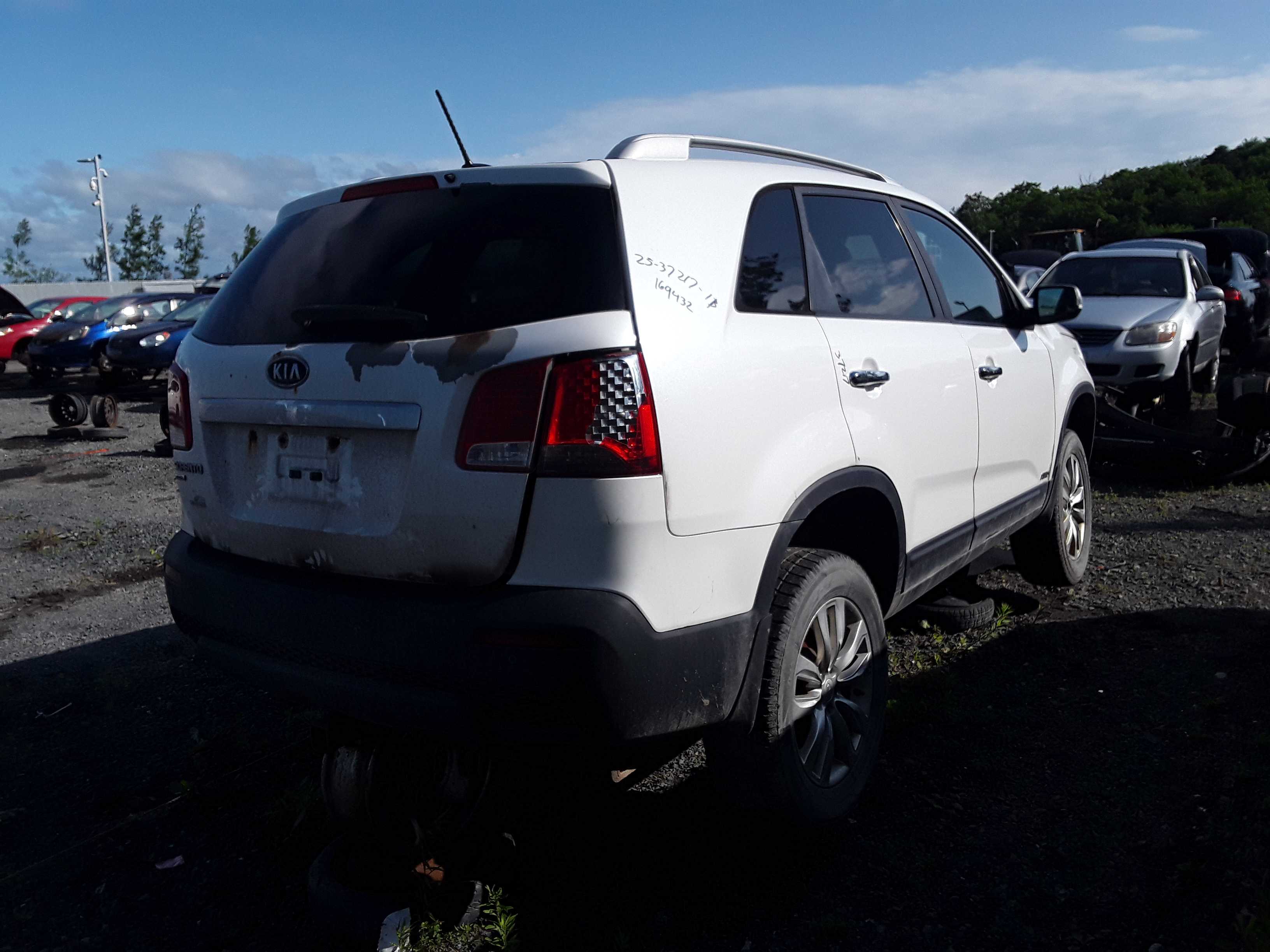 KIA SORENTO 2011